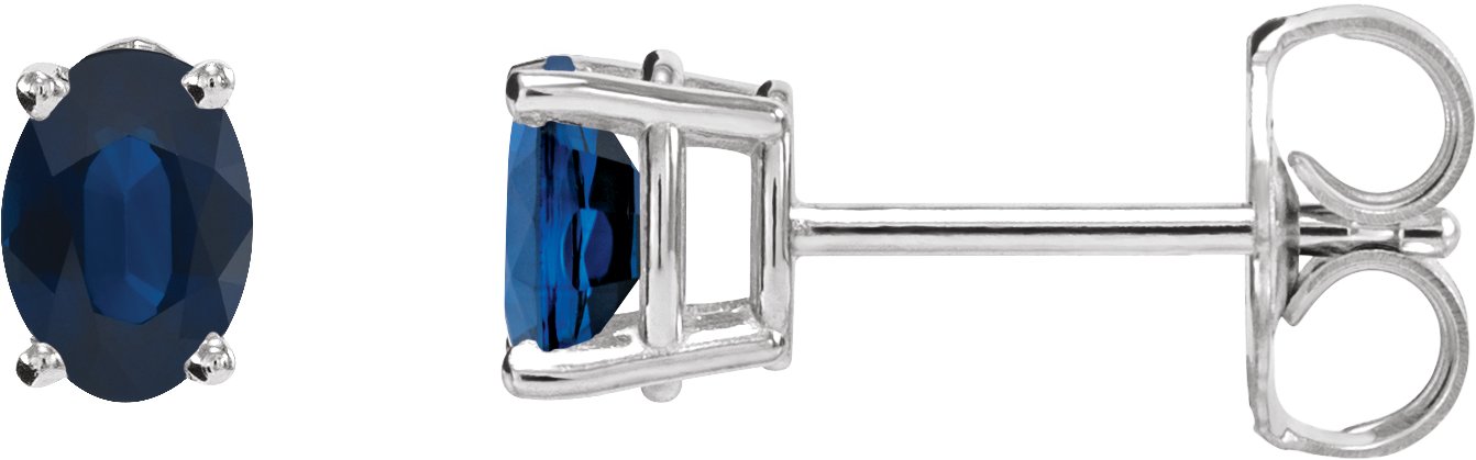 Oval 4-Prong Lightweight Stud Earrings
