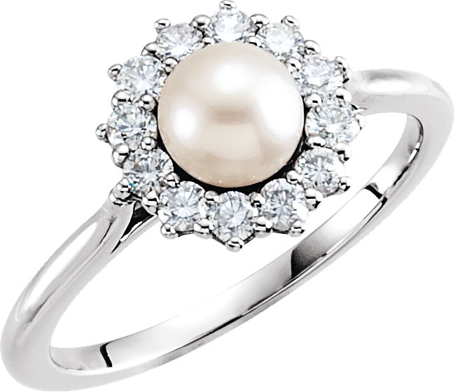 Halo-Style Pearl Ring