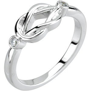 Accented Knot Ring
