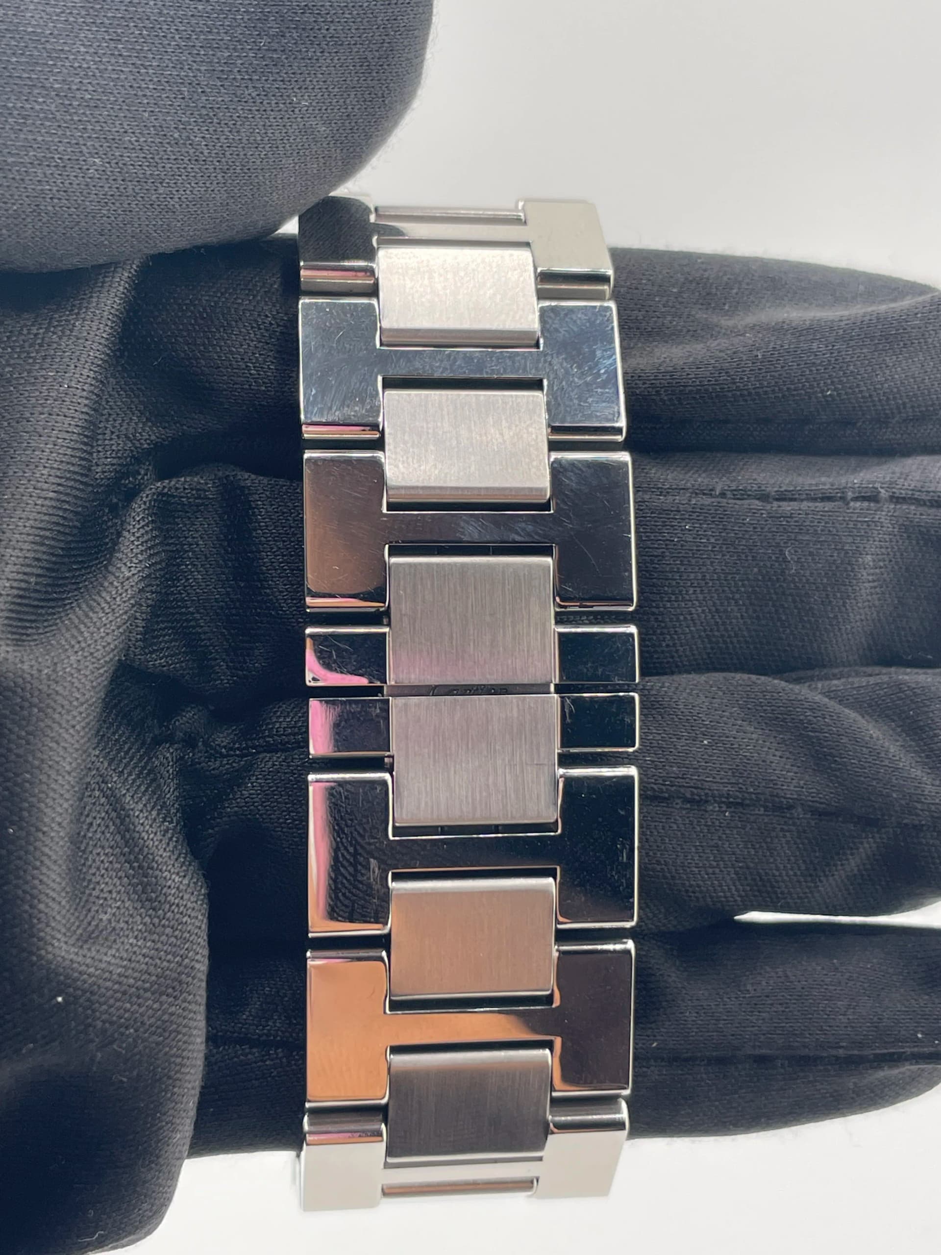 Cartier Ronde Solo, view 5