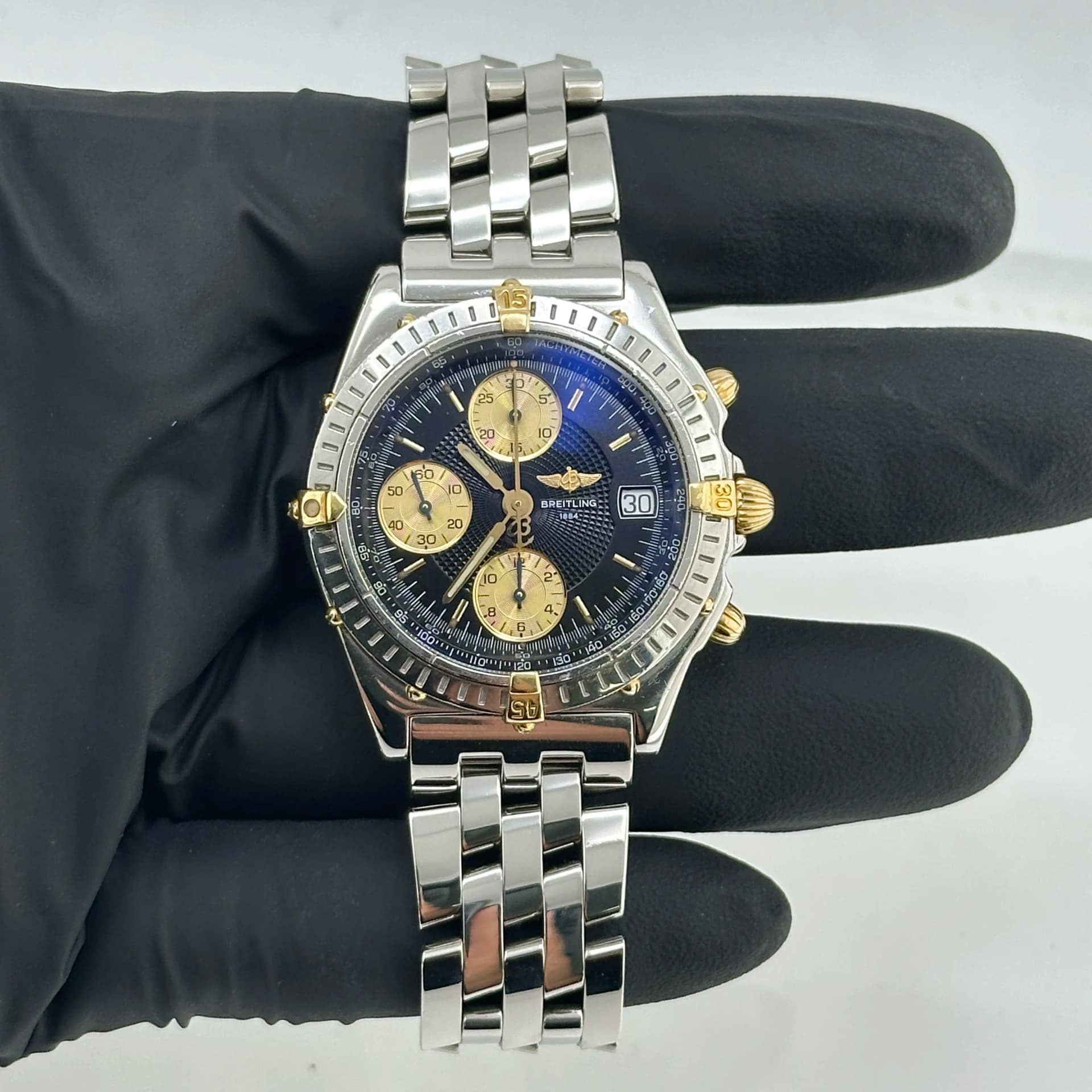 Breitling Chronomat, view 2