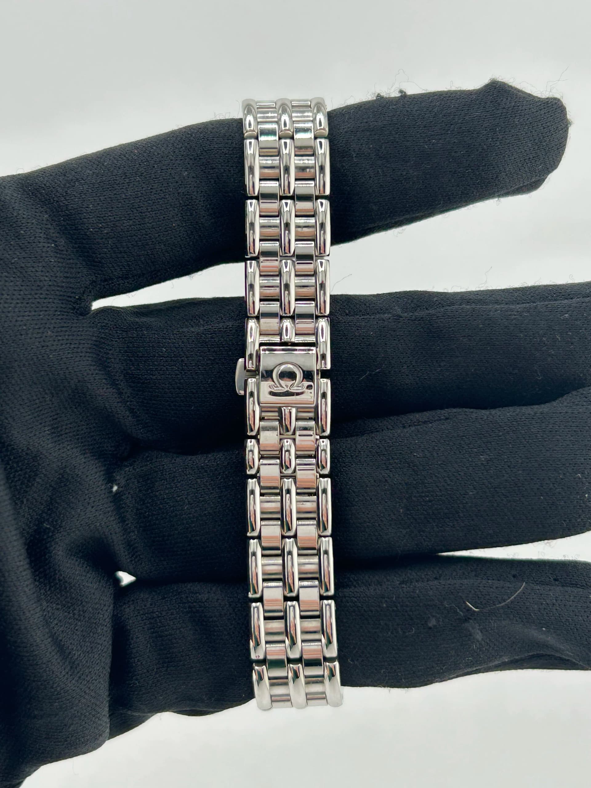 Omega De Ville, view 5