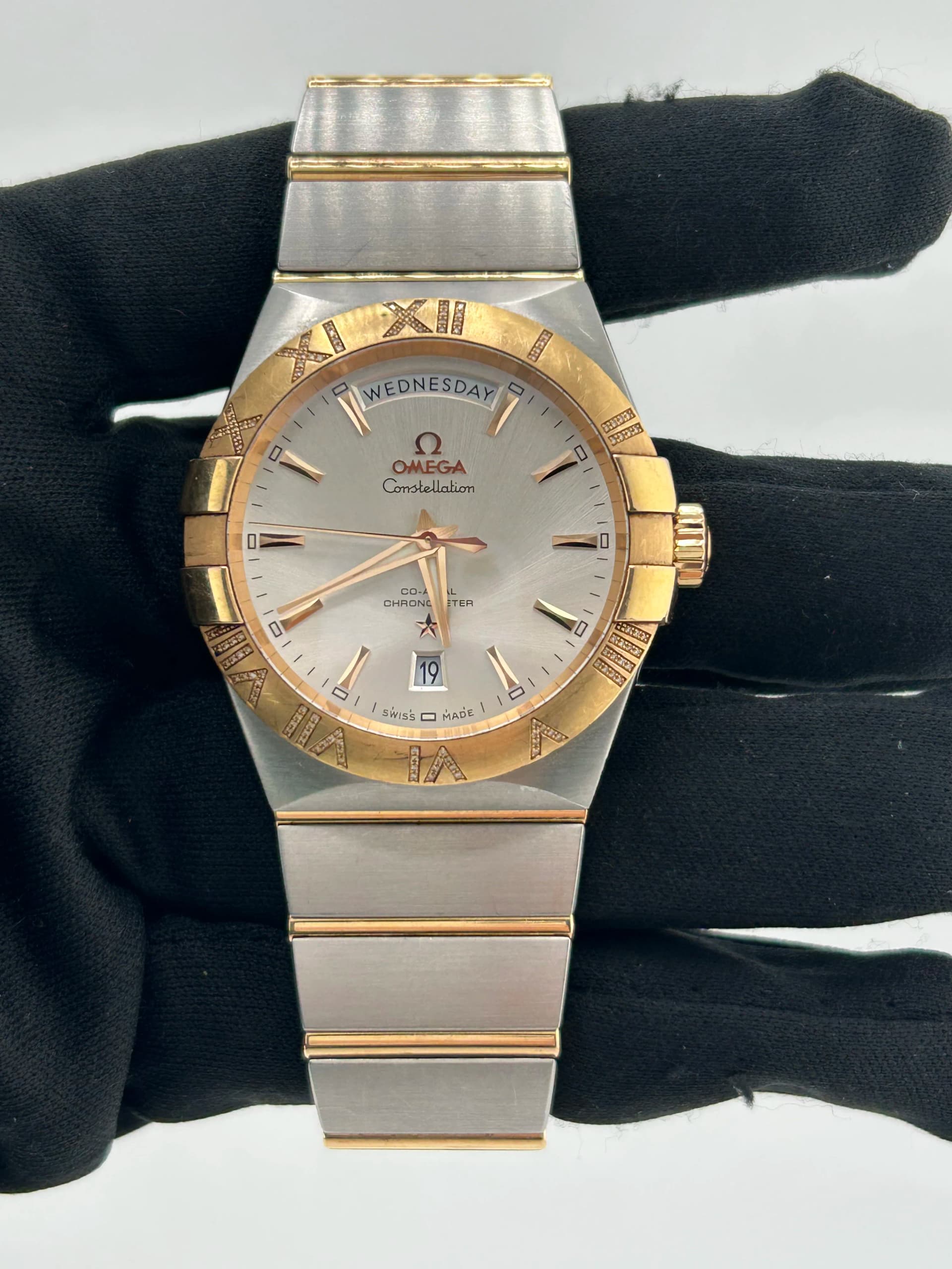 Omega Constellation Day/date, view 3