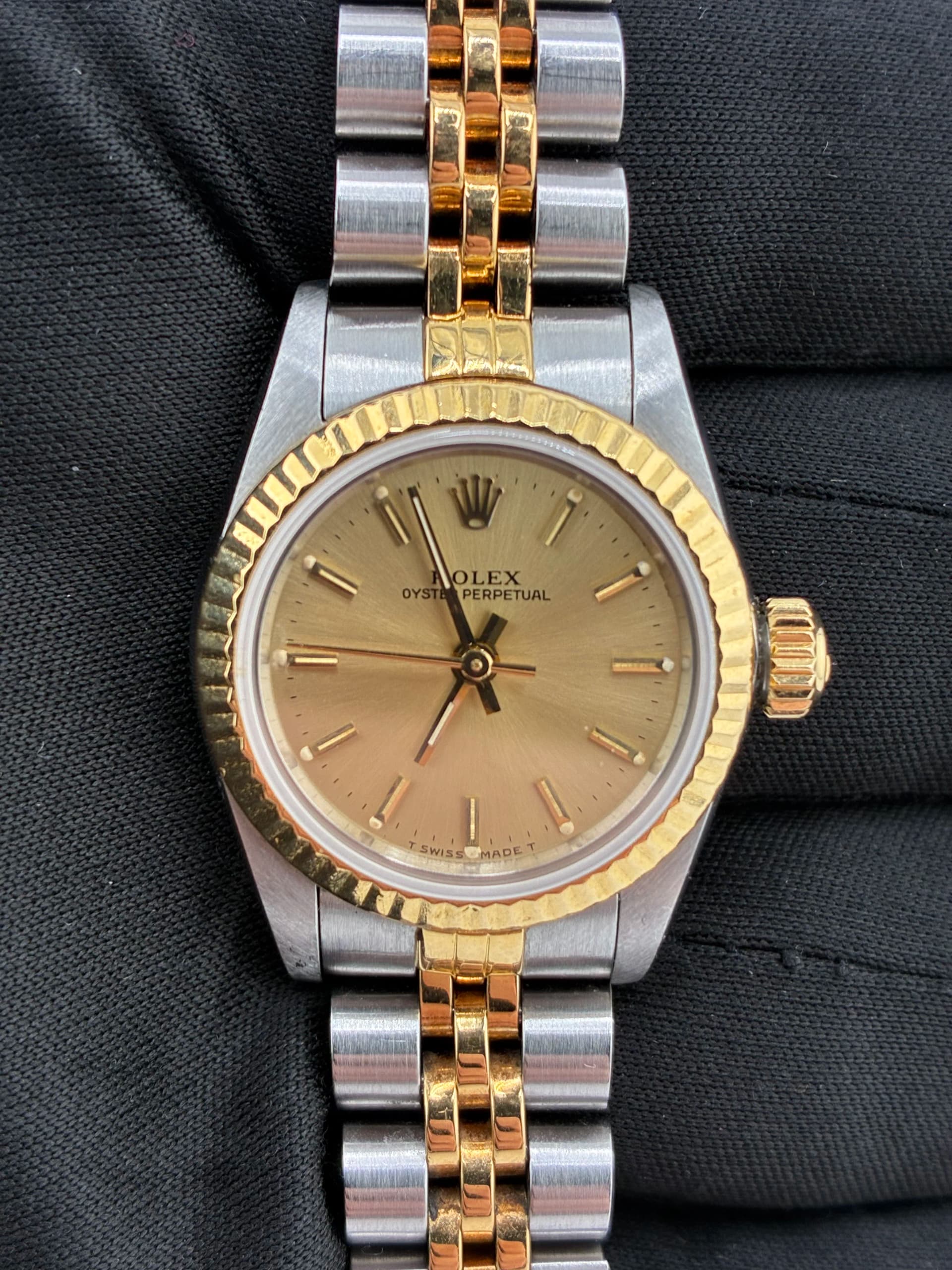 Rolex Oyster Perpetual, view 3