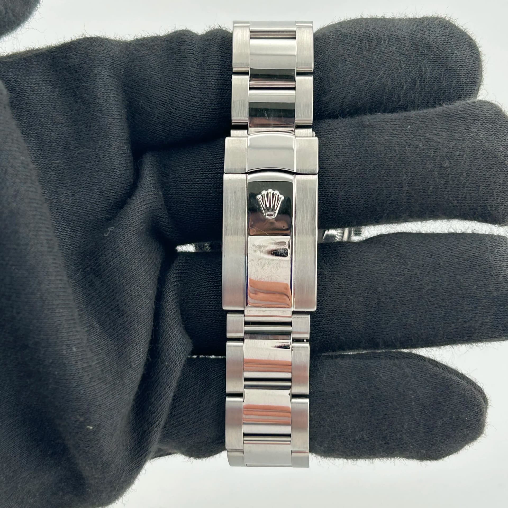 Rolex Oysterdate, view 4