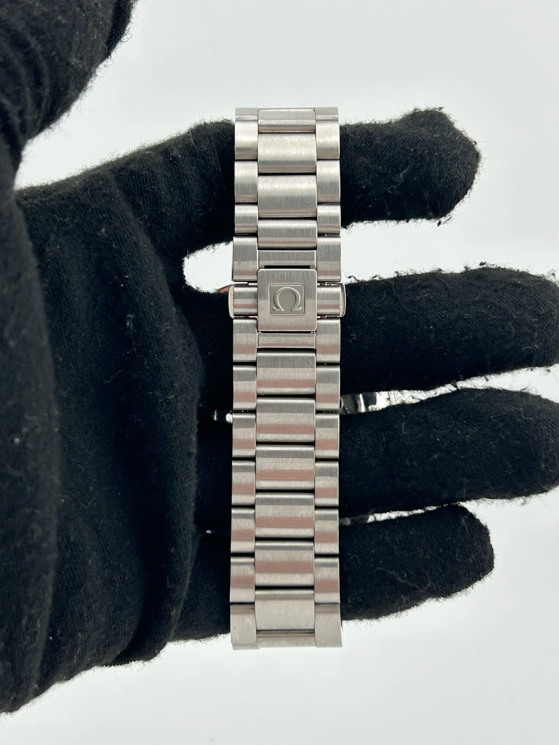 Omega Seamaster Beijing 2008, view 5