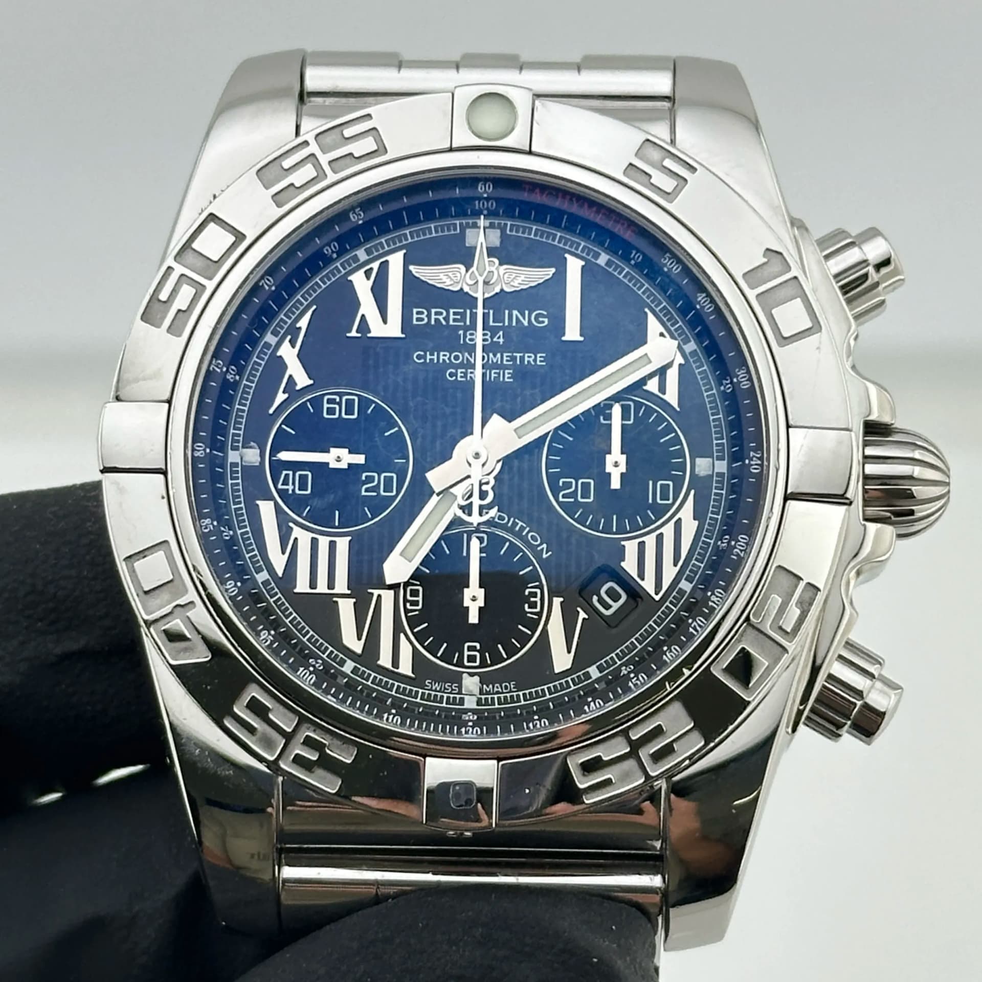 Breitling Chronomat 01, view 4