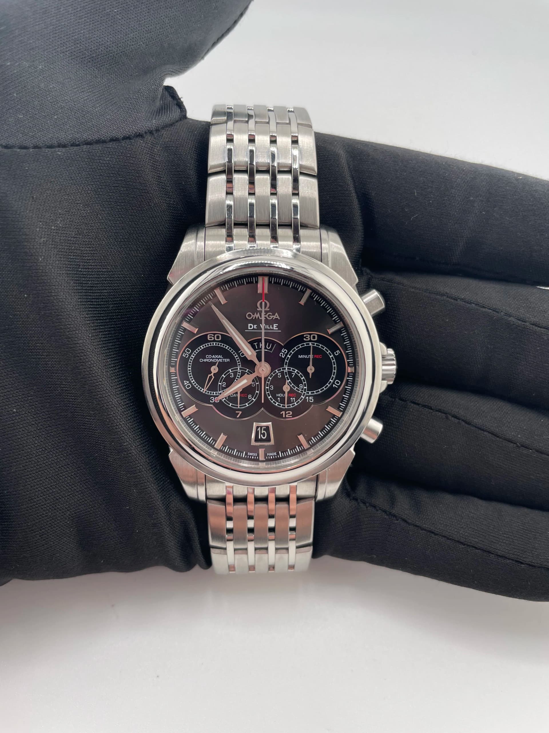 Omega De Ville Co-axial, view 4