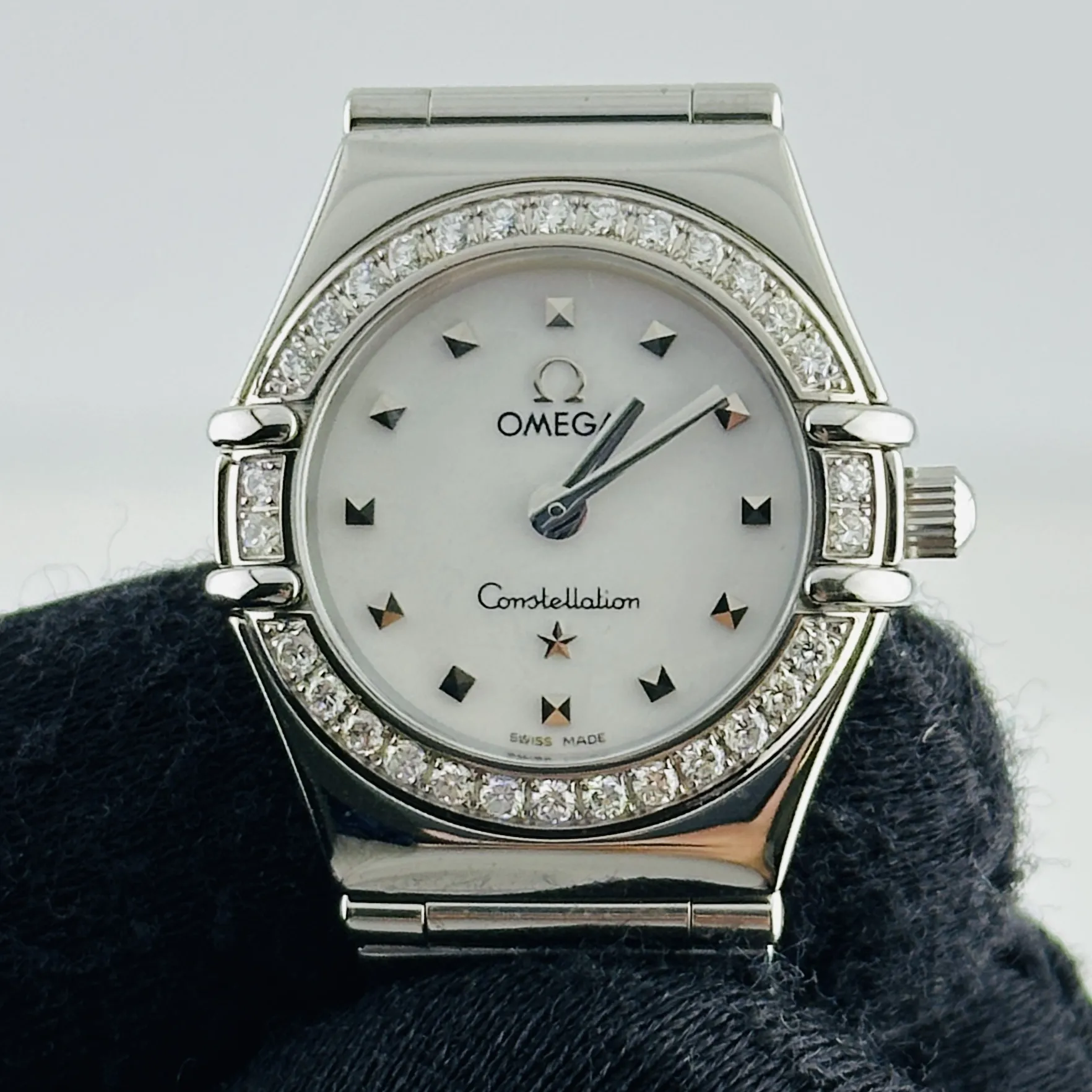 Omega Constellation, view 4