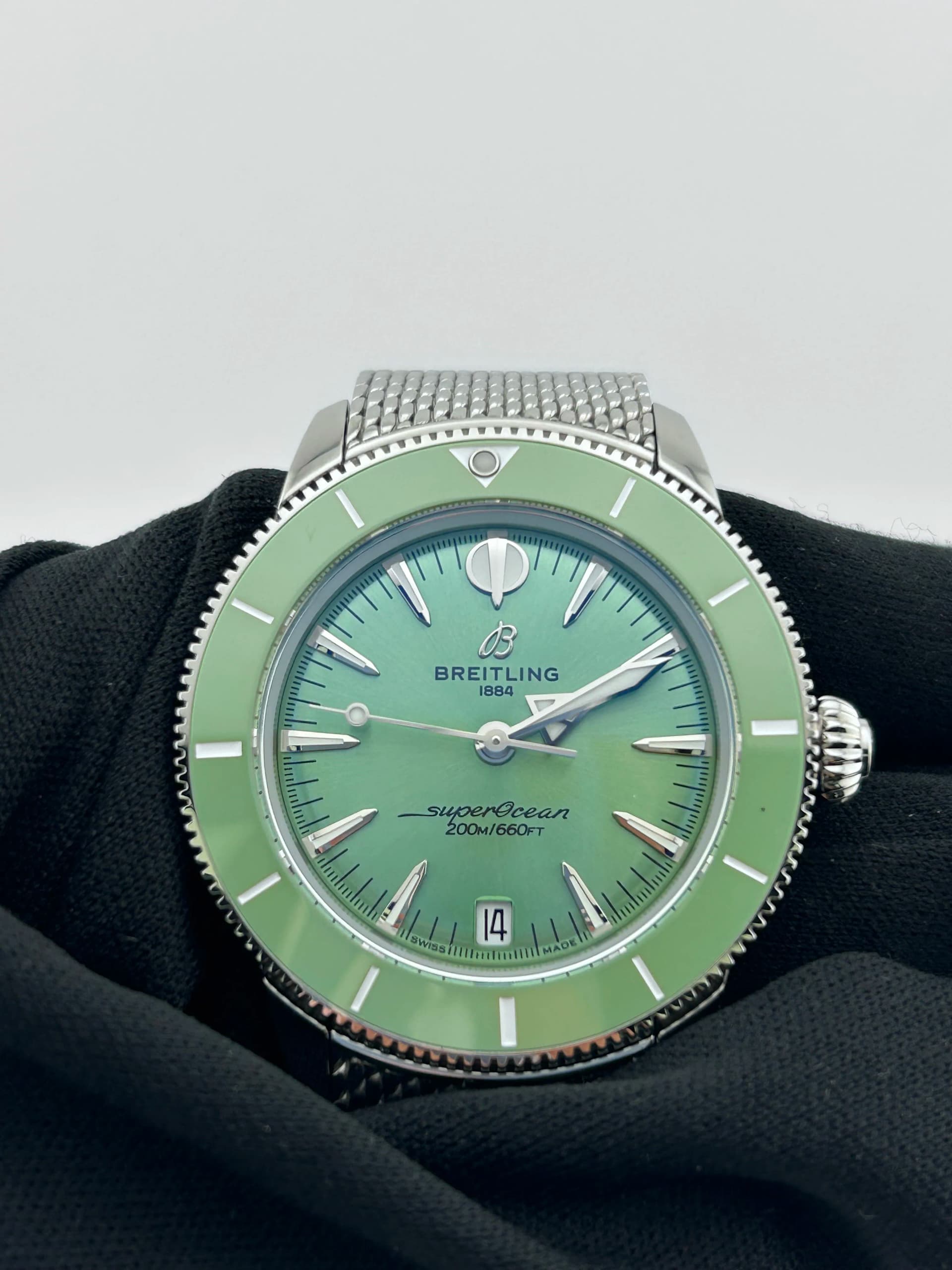 Breitling Superocean Heritage, view 4