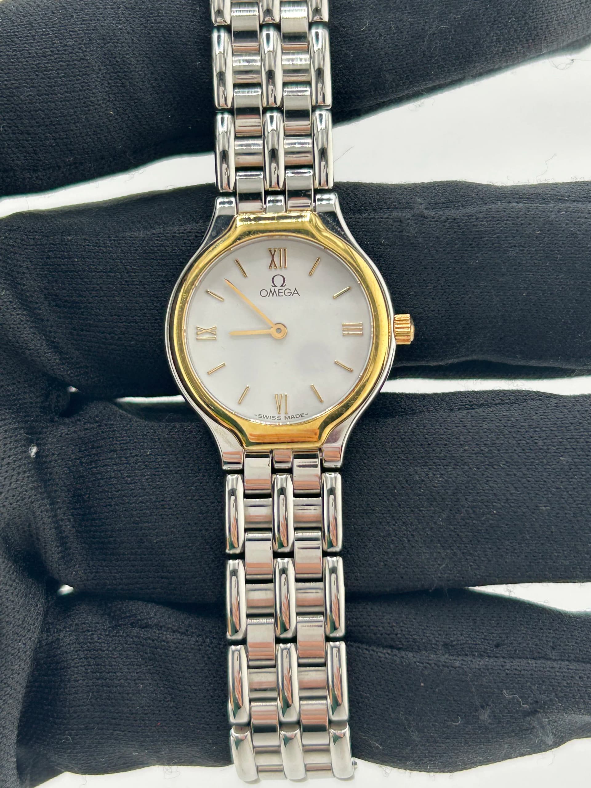 Omega De Ville, view 3