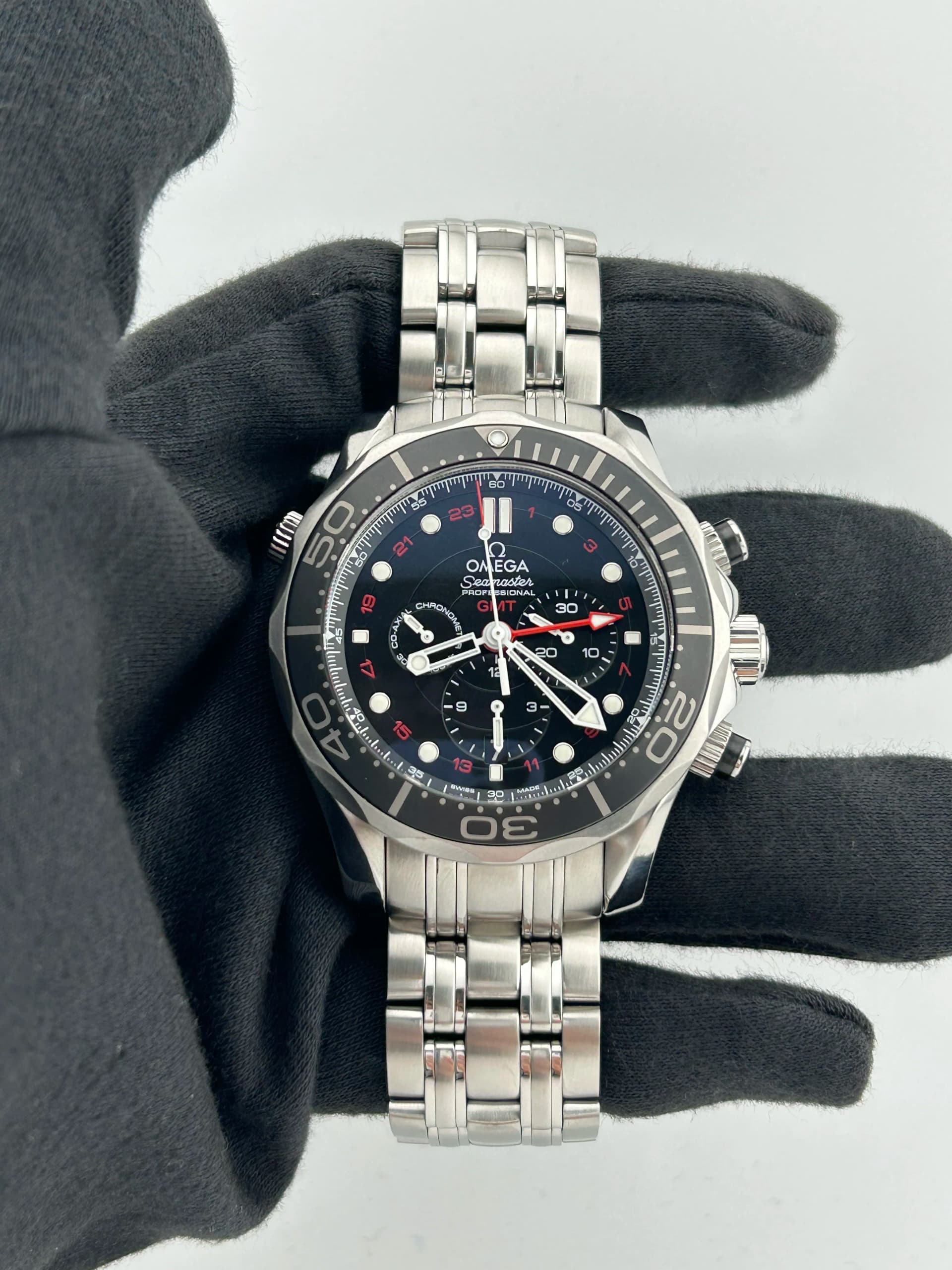 Omega Seamaster, view 3