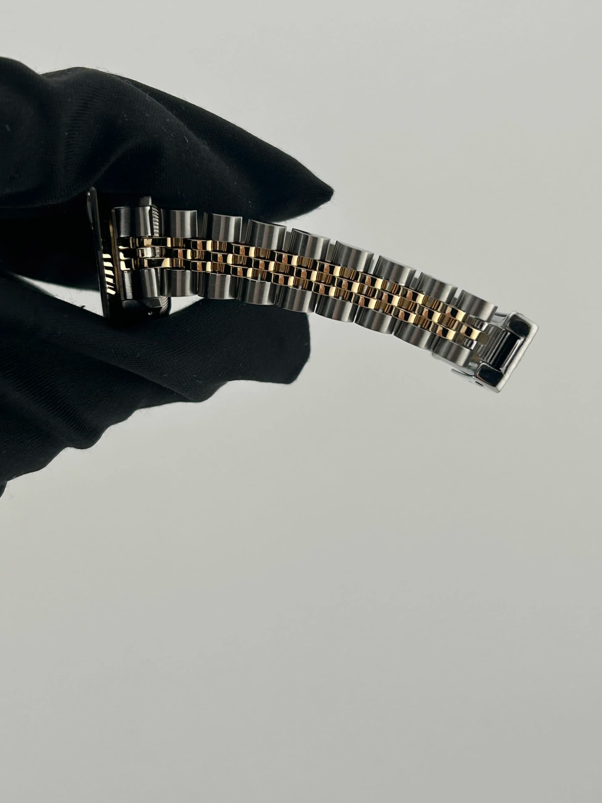 Rolex Oysterdate, view 5