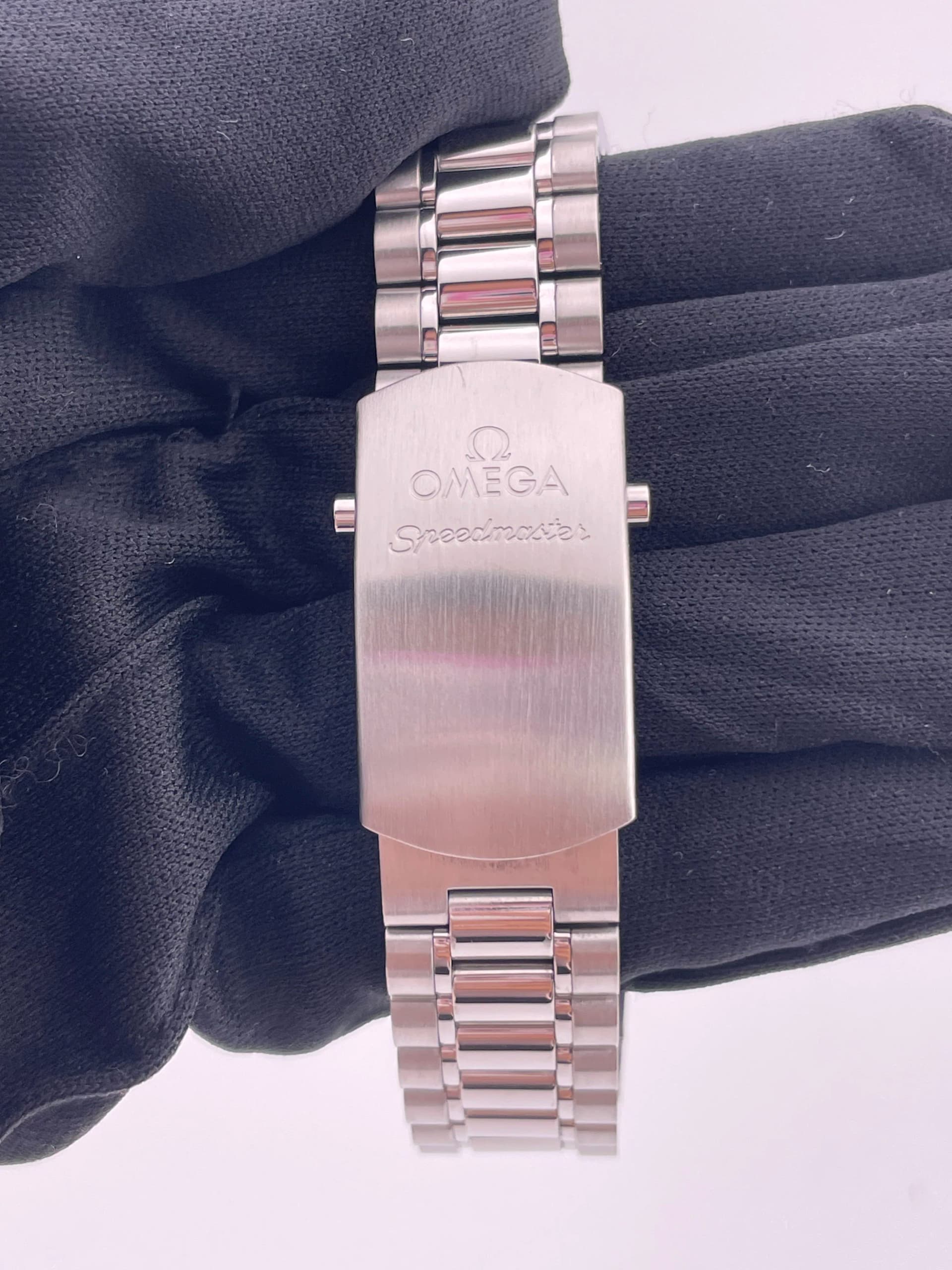 Omega Speedmaster, view 5