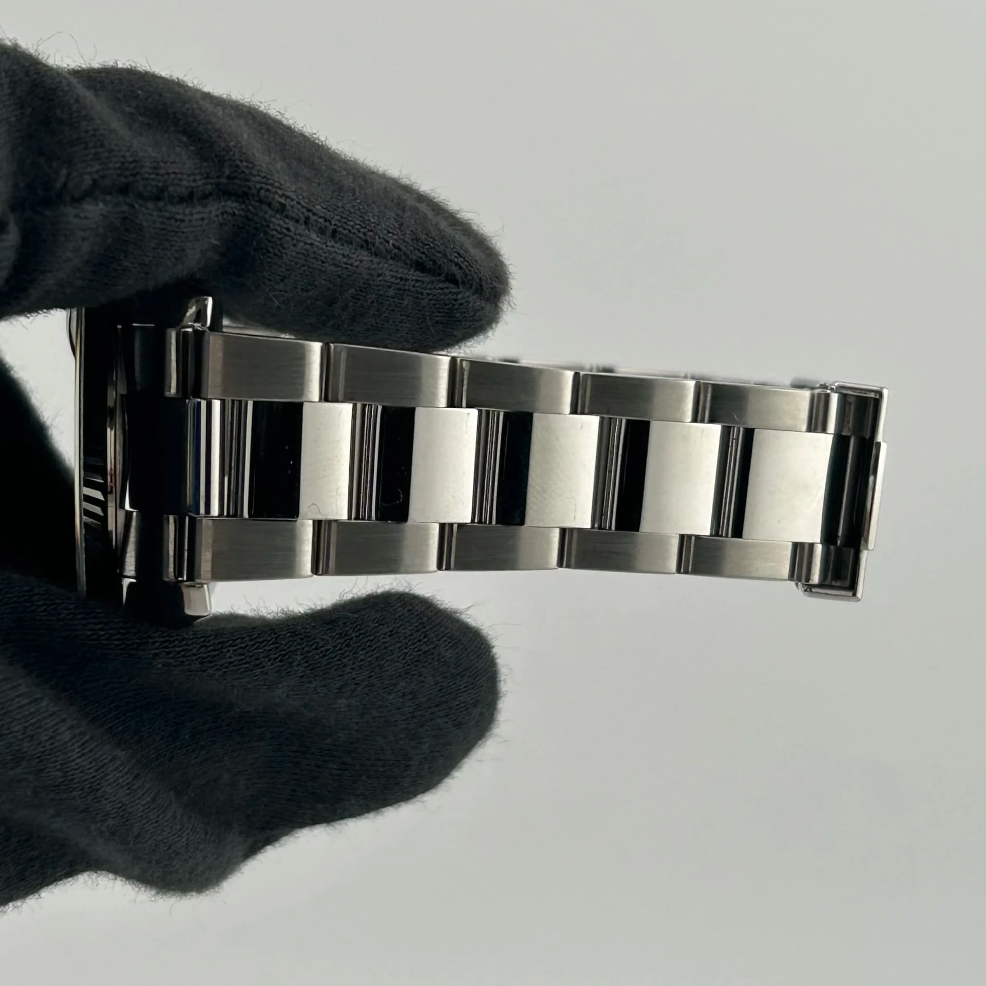 Rolex Oysterdate, view 5