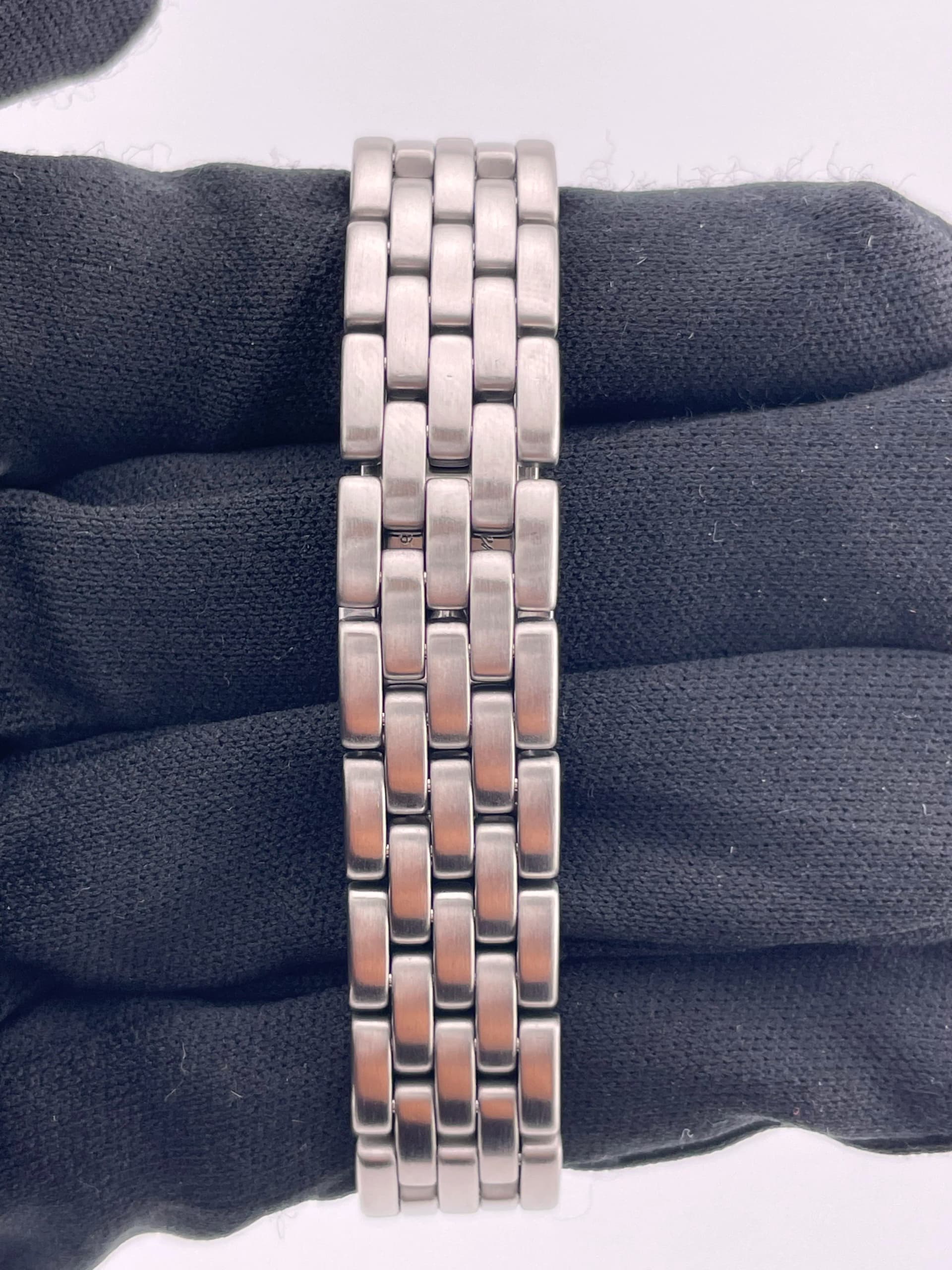 Cartier Cougar, view 5