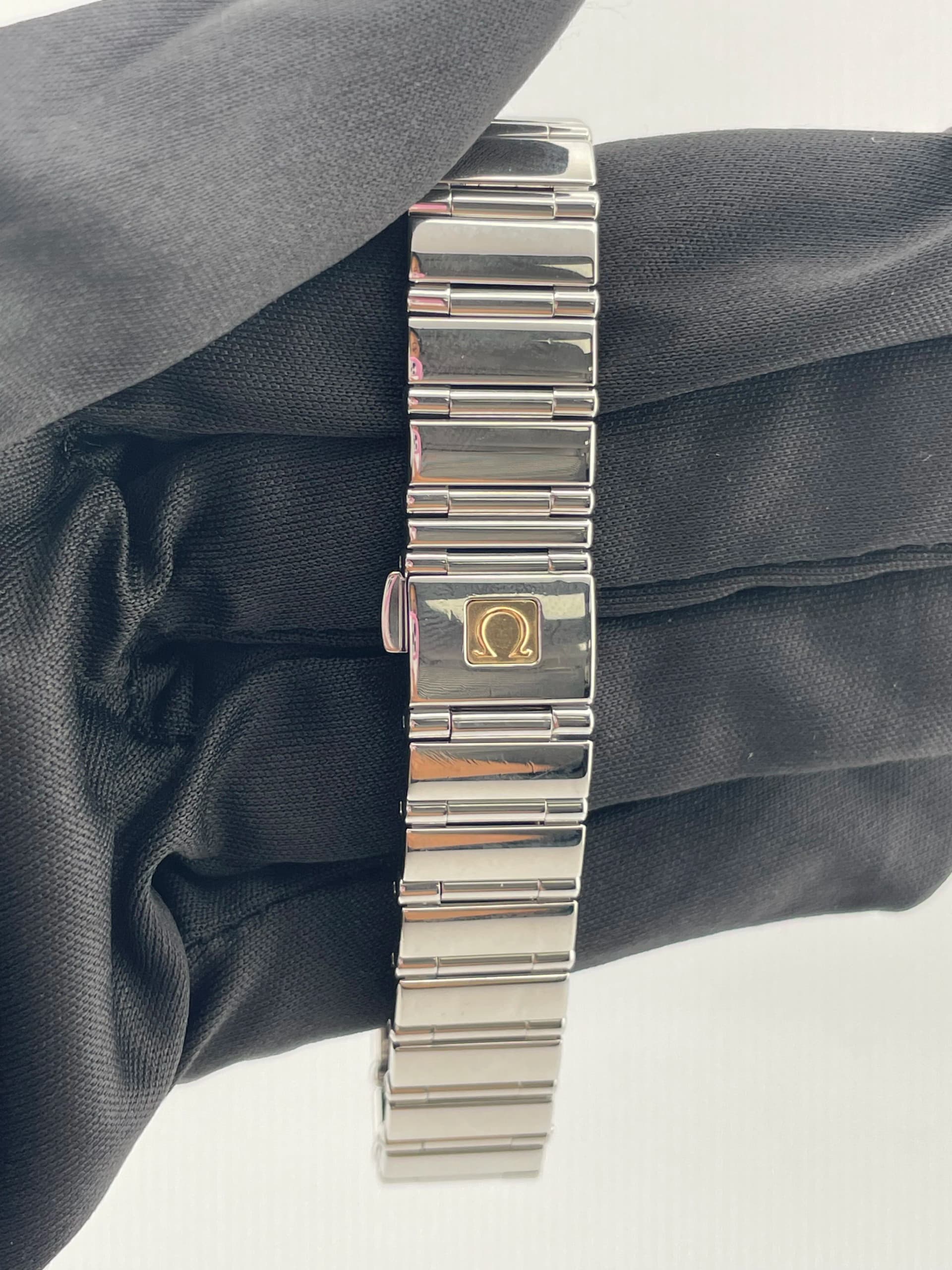 Omega Constellation, view 5