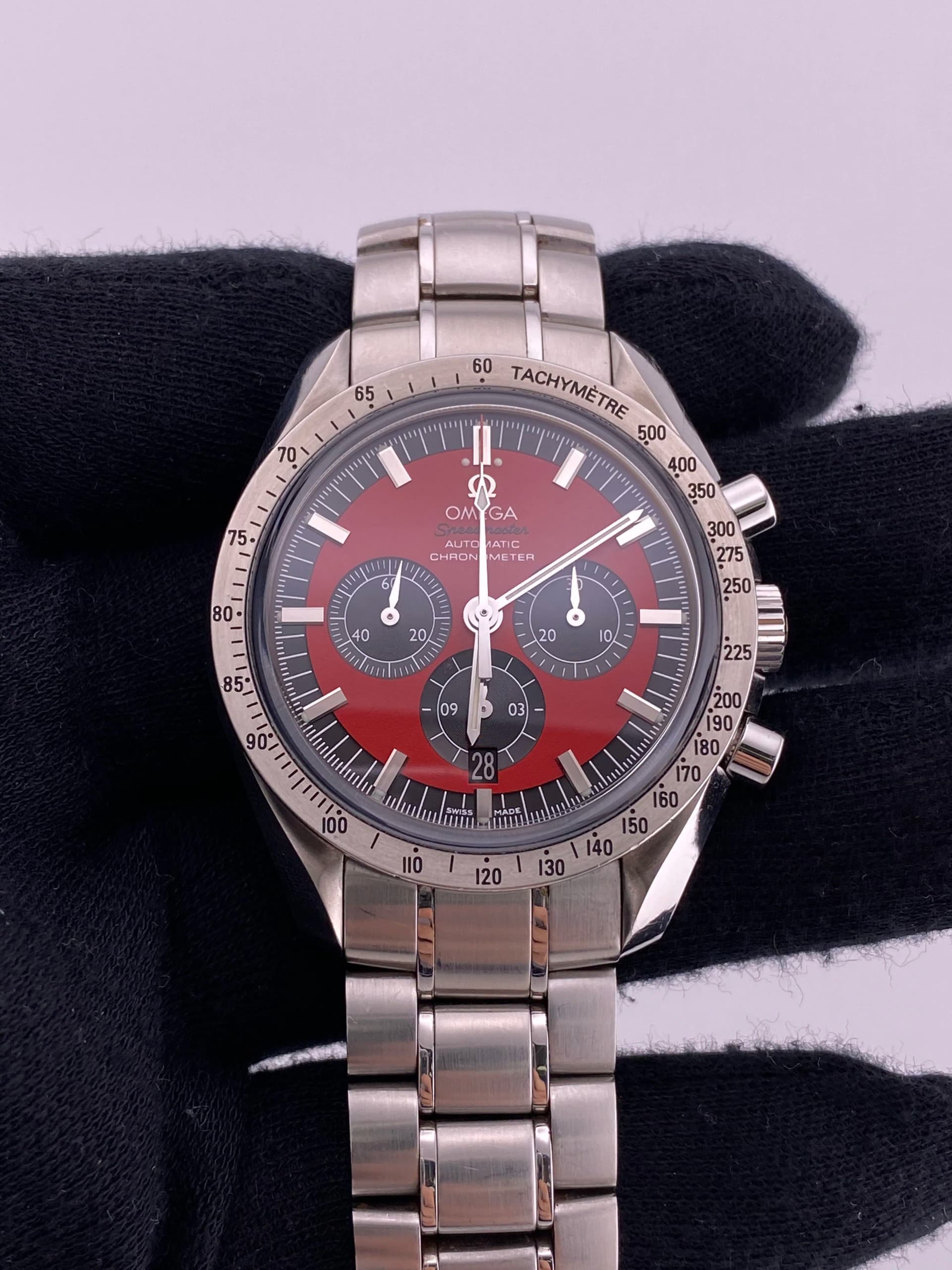 Omega Speedmaster, view 3