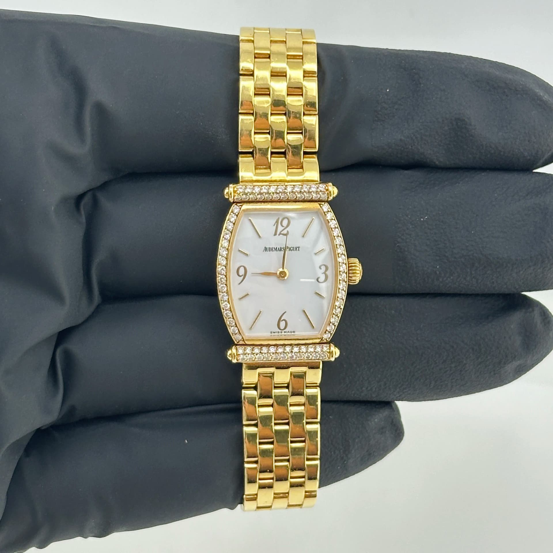 Audemars Piguet Carnegie, view 2