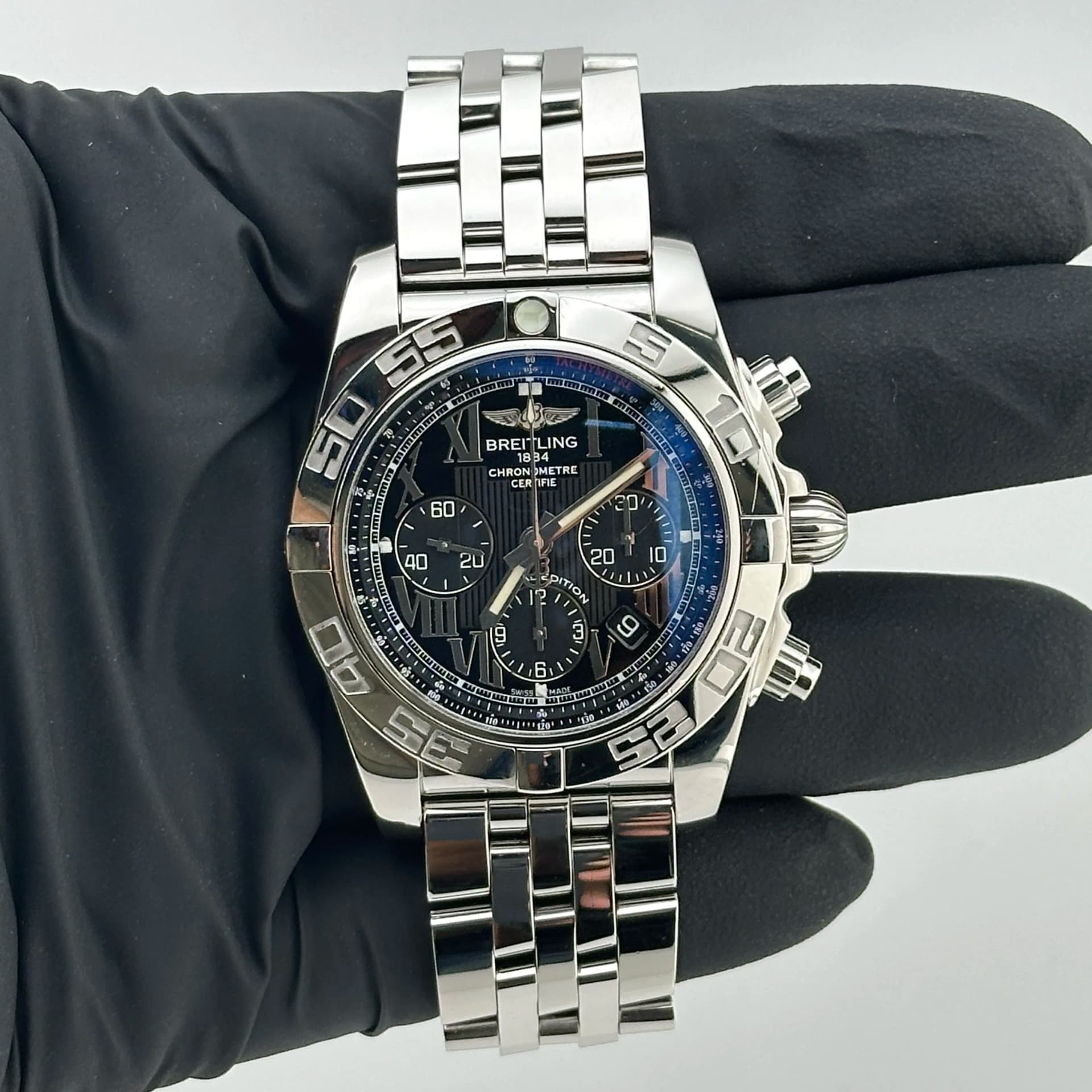 Breitling Chronomat 01, view 3