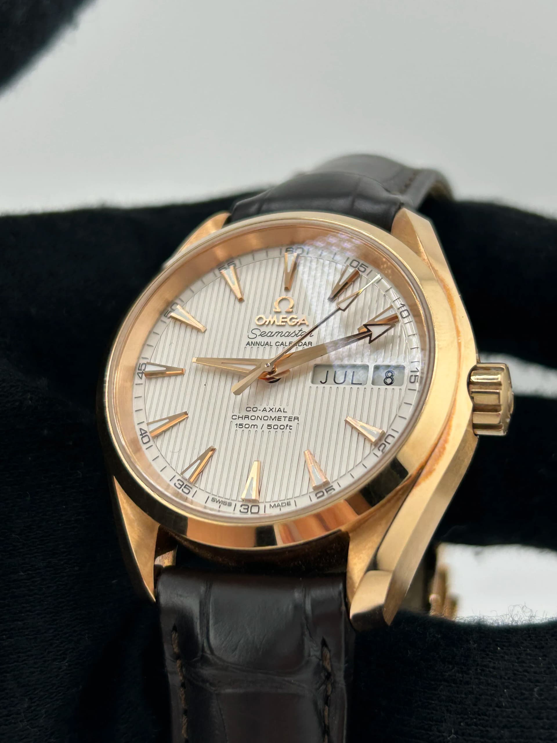 Omega Seamaster, view 4
