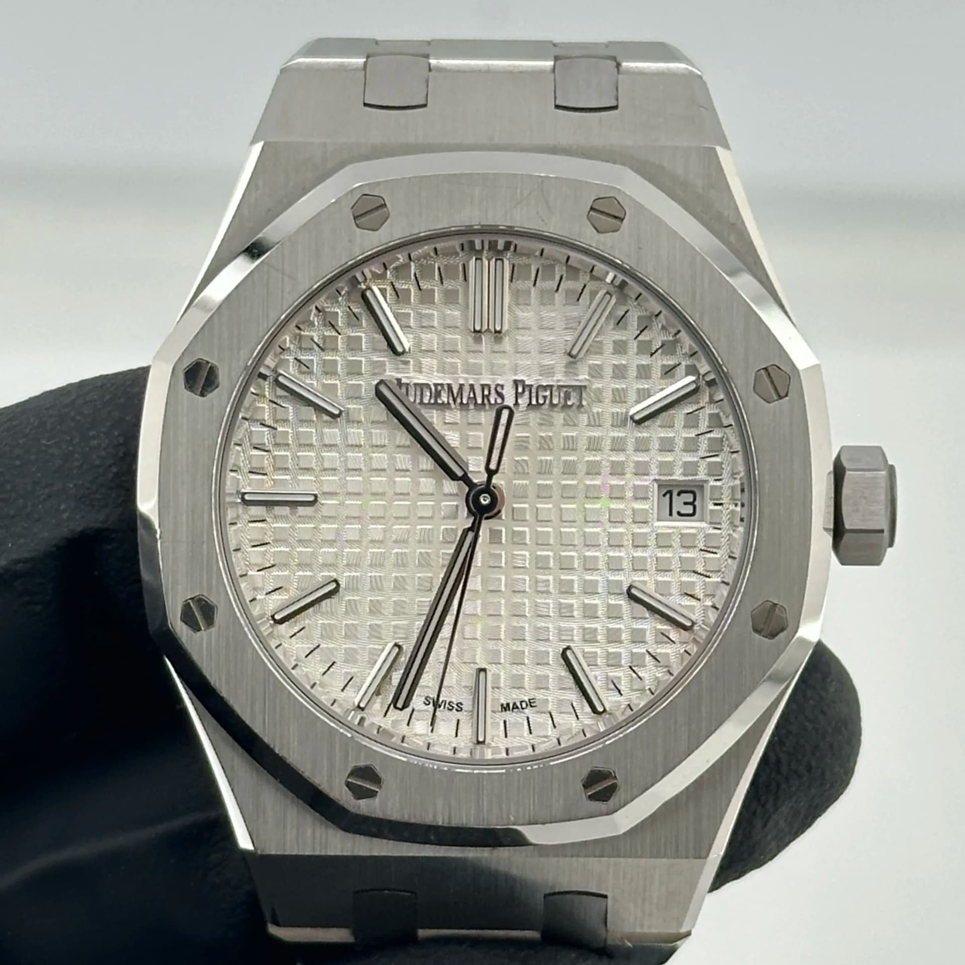 Audemars Piguet Royal Oak Selfwinding, view 4