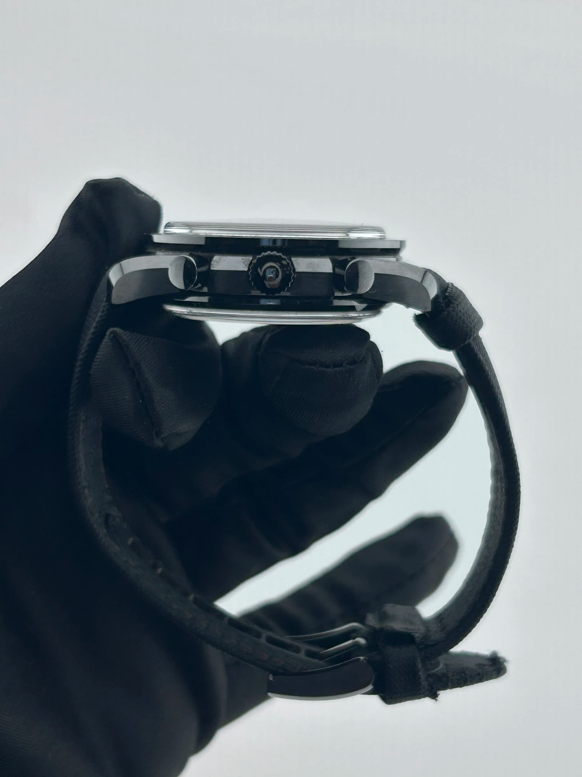 Omega Speedmaster Dark Side Of The Moon, view 5