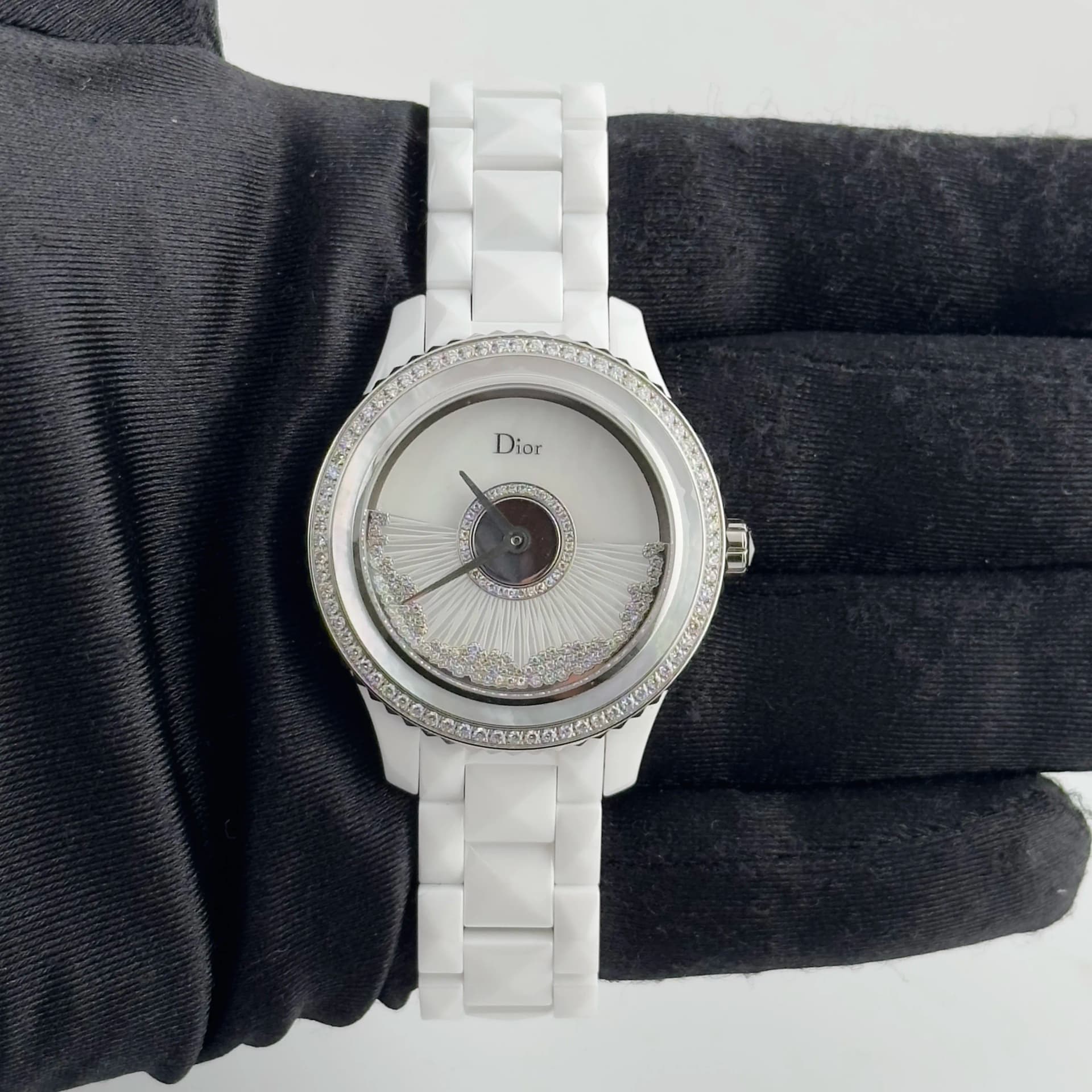 Christian Dior Viii Grand Bal, view 3