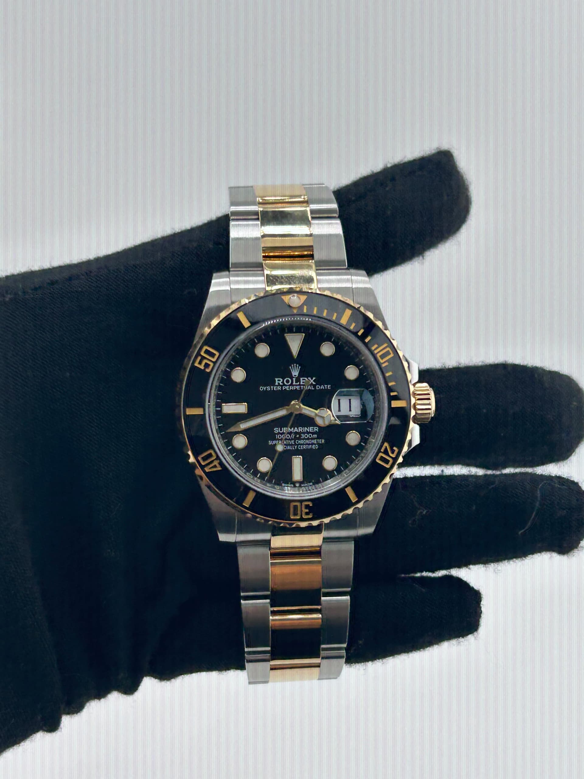 Rolex Submariner, view 3