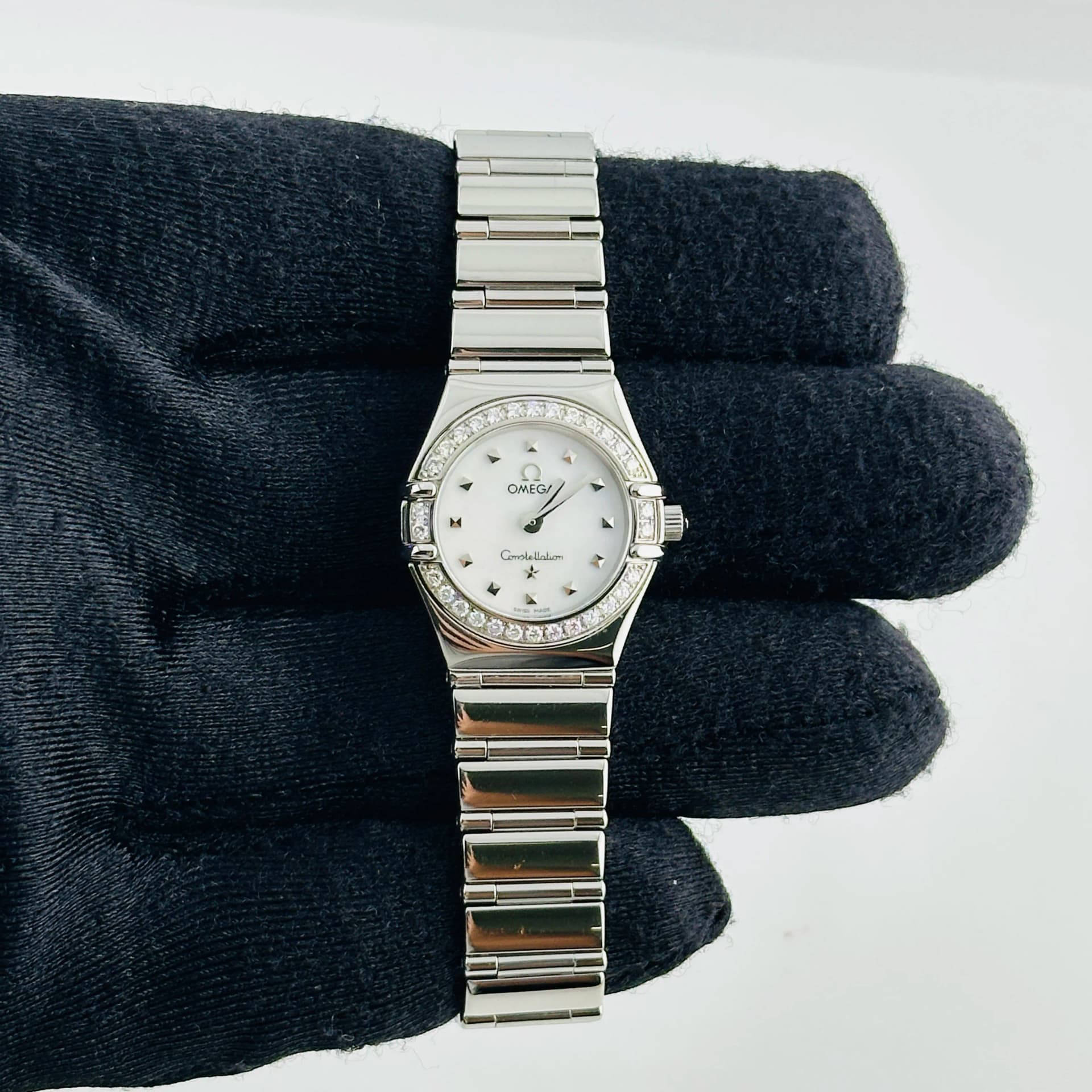 Omega Constellation, view 3