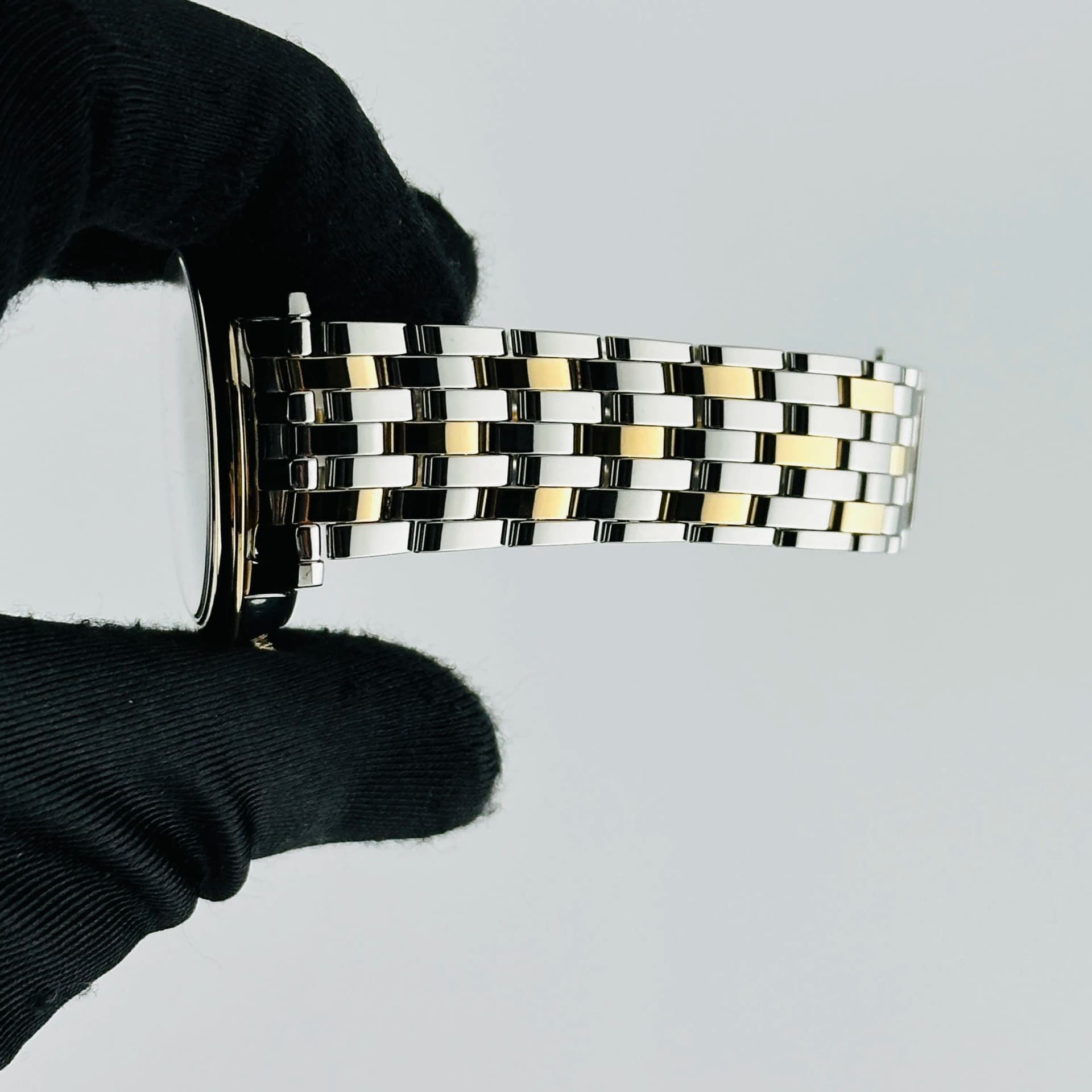 Omega De Ville, view 5