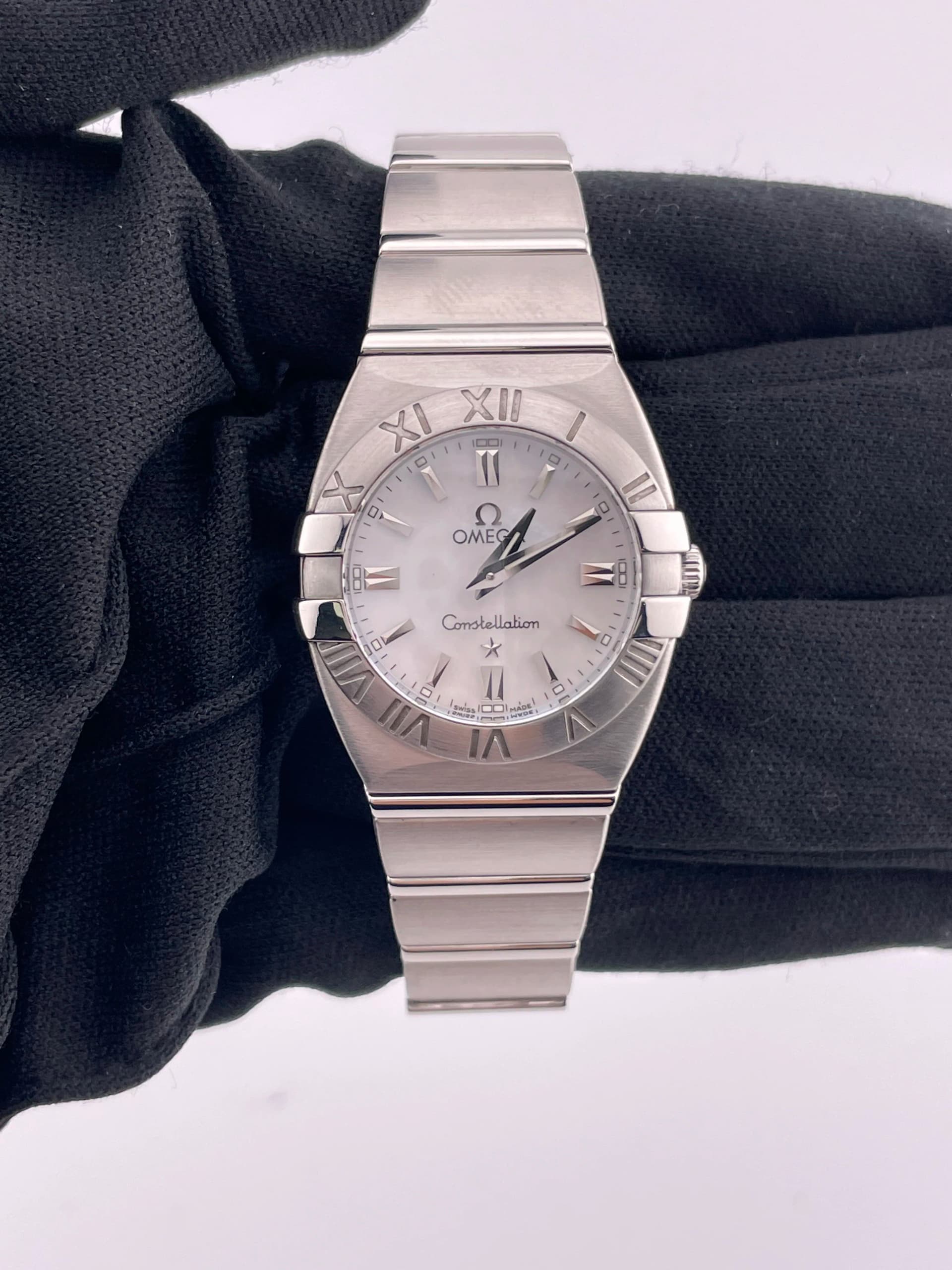 Omega Constellation, view 3