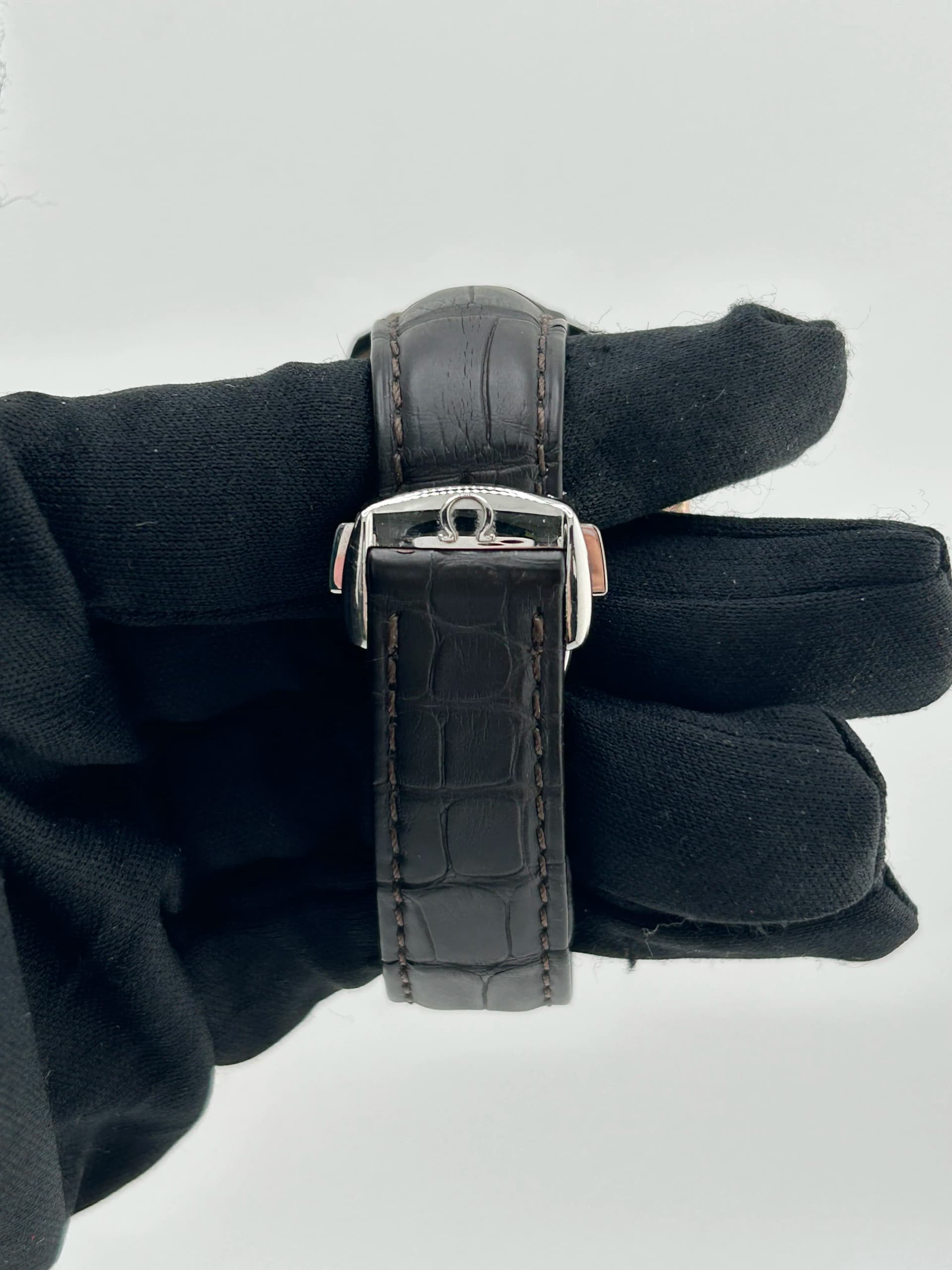 Omega Speedmaster Co-axial Chronograph, view 5