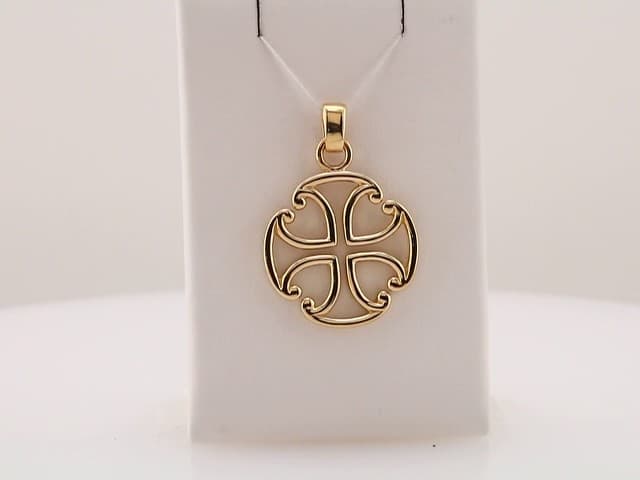 Maltese Cross Pendant view 3