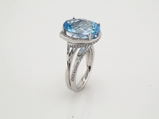 Accented Ring view 3