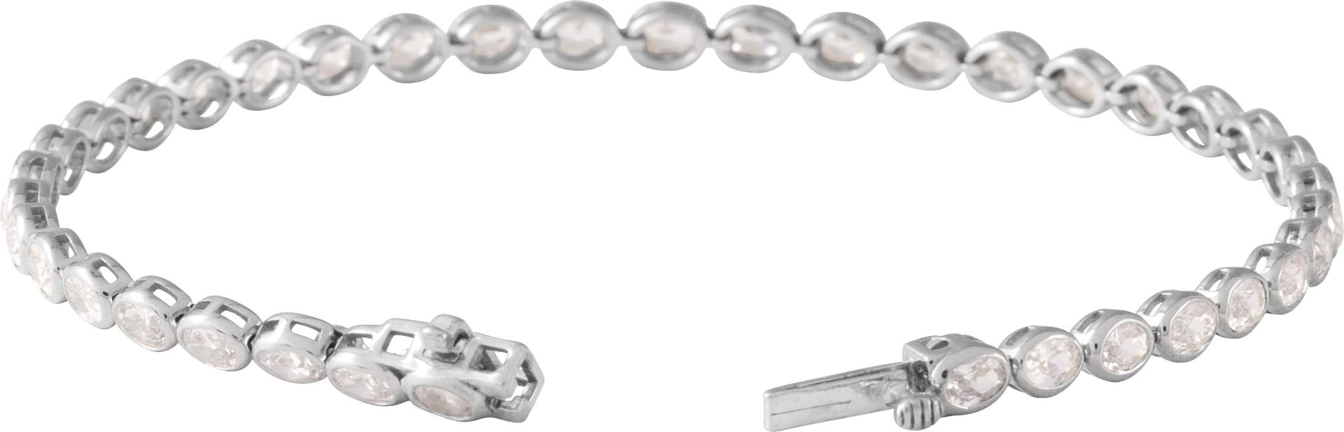Lab-Grown Diamond Line Bracelet view 2