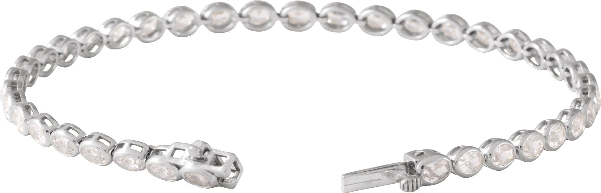 Lab-Grown Diamond Line Bracelet view 2