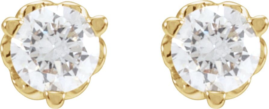 Round 3-Prong Infinity-Inspired Stud Earrings view 2