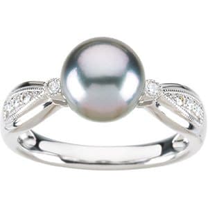 Accented Pearl Ring view 3