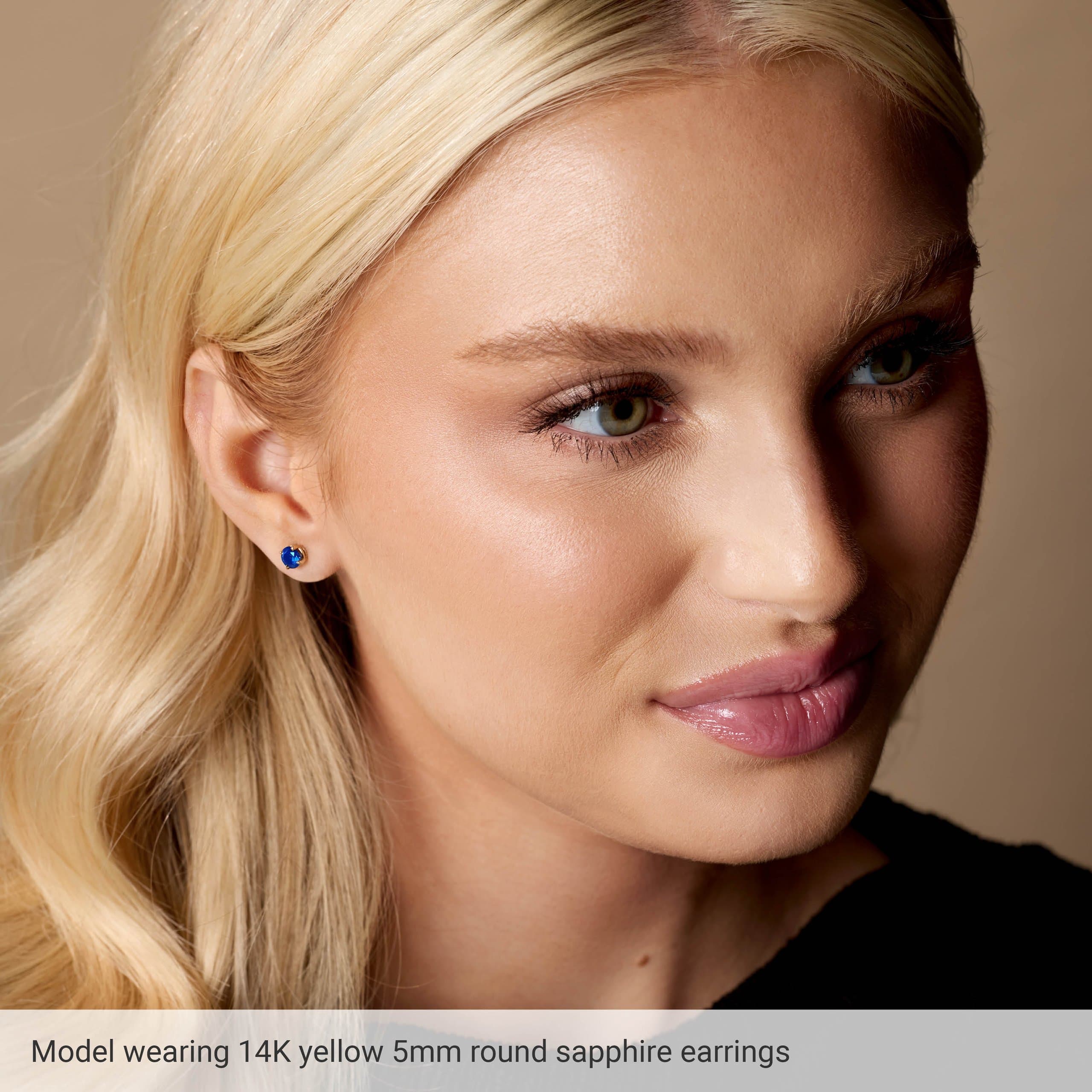 Round 4-Prong Claw Stud Earrings view 3