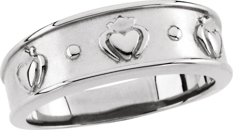 Claddagh Band view 1