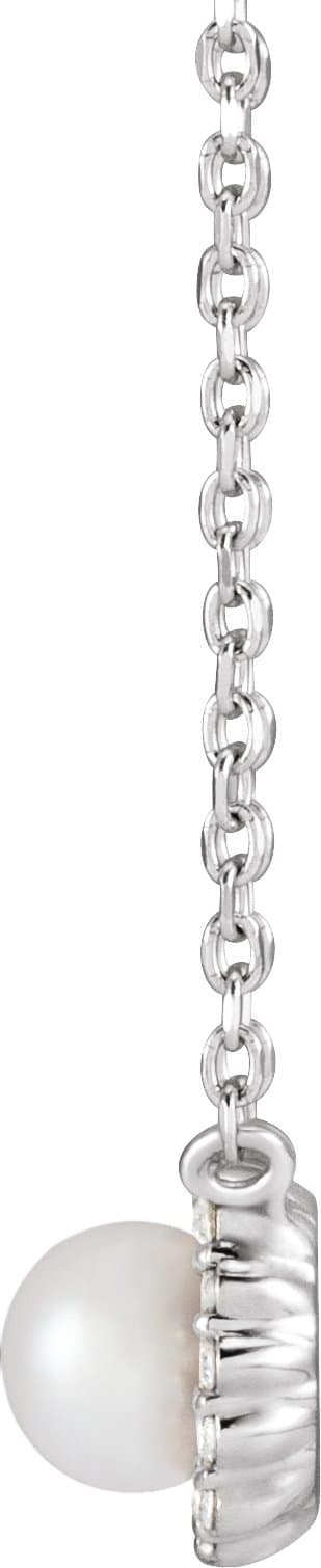 Halo-Style Pearl Necklace or Center view 2