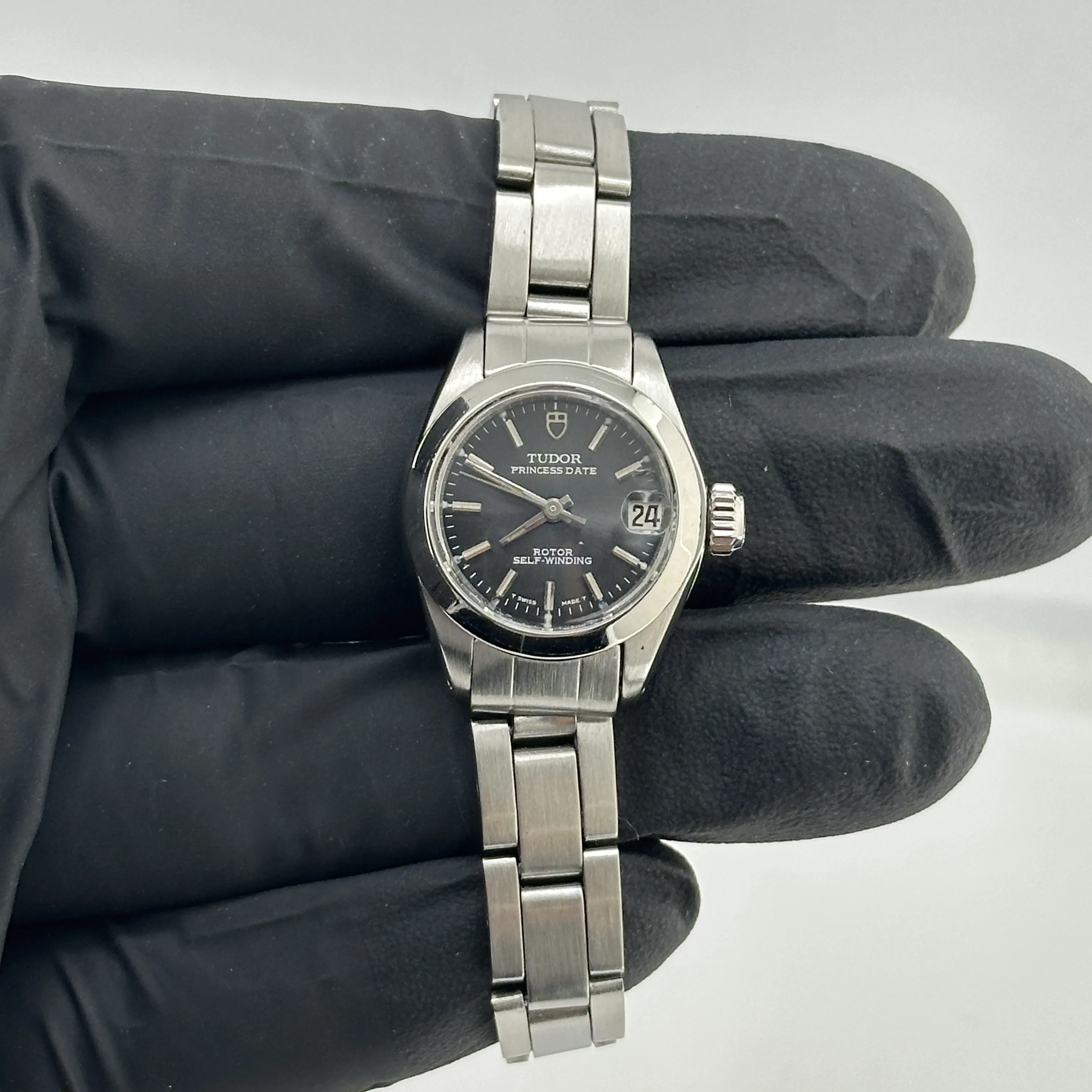 Tudor Princess Oysterdate