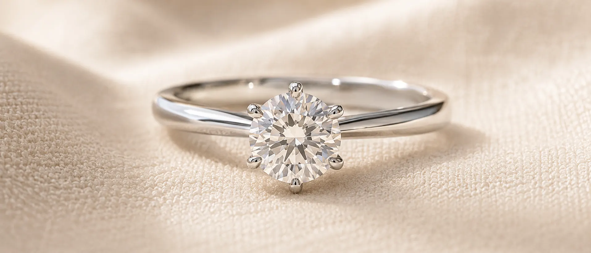 Solitaire engagement ring