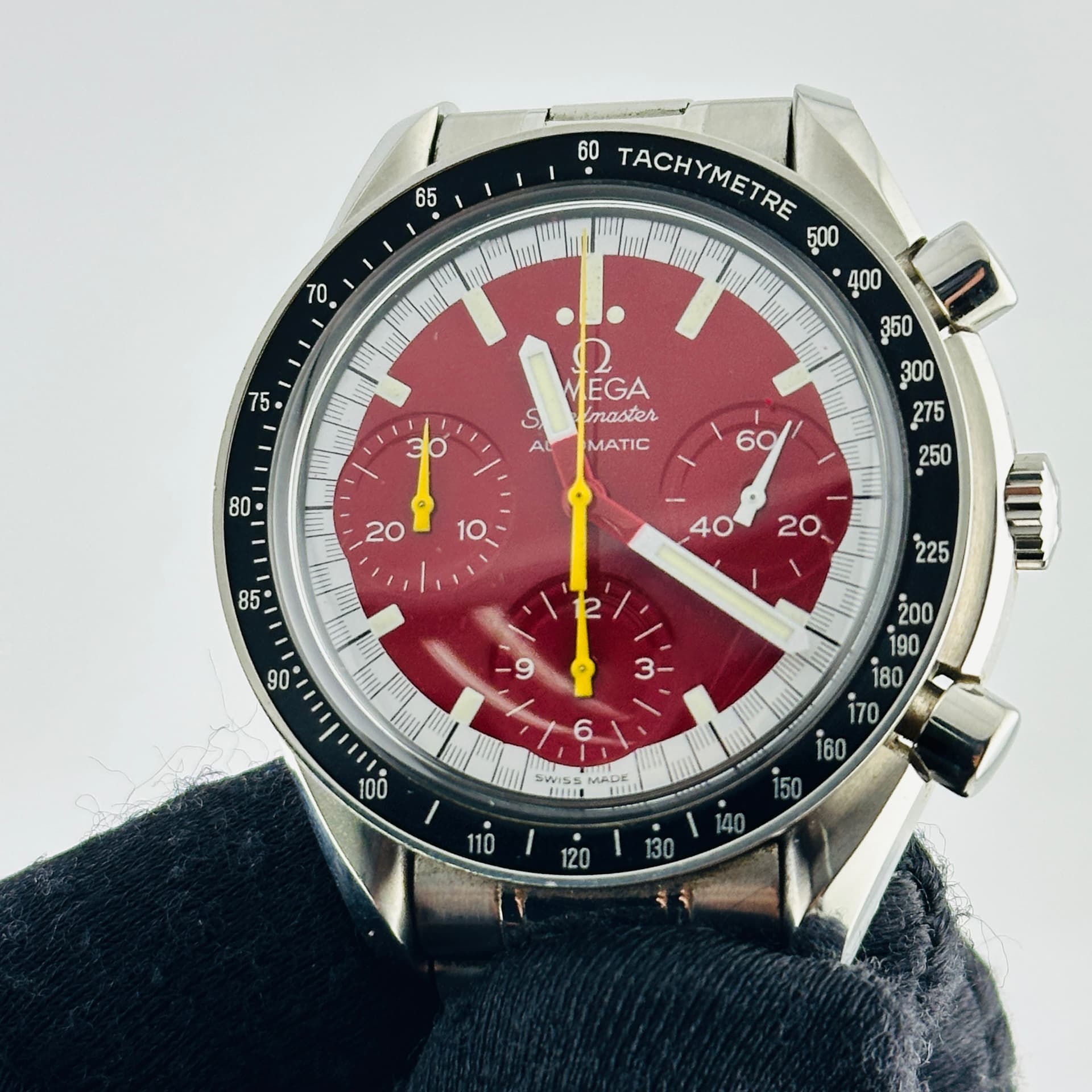 Omega Speedmaster Red, view 4