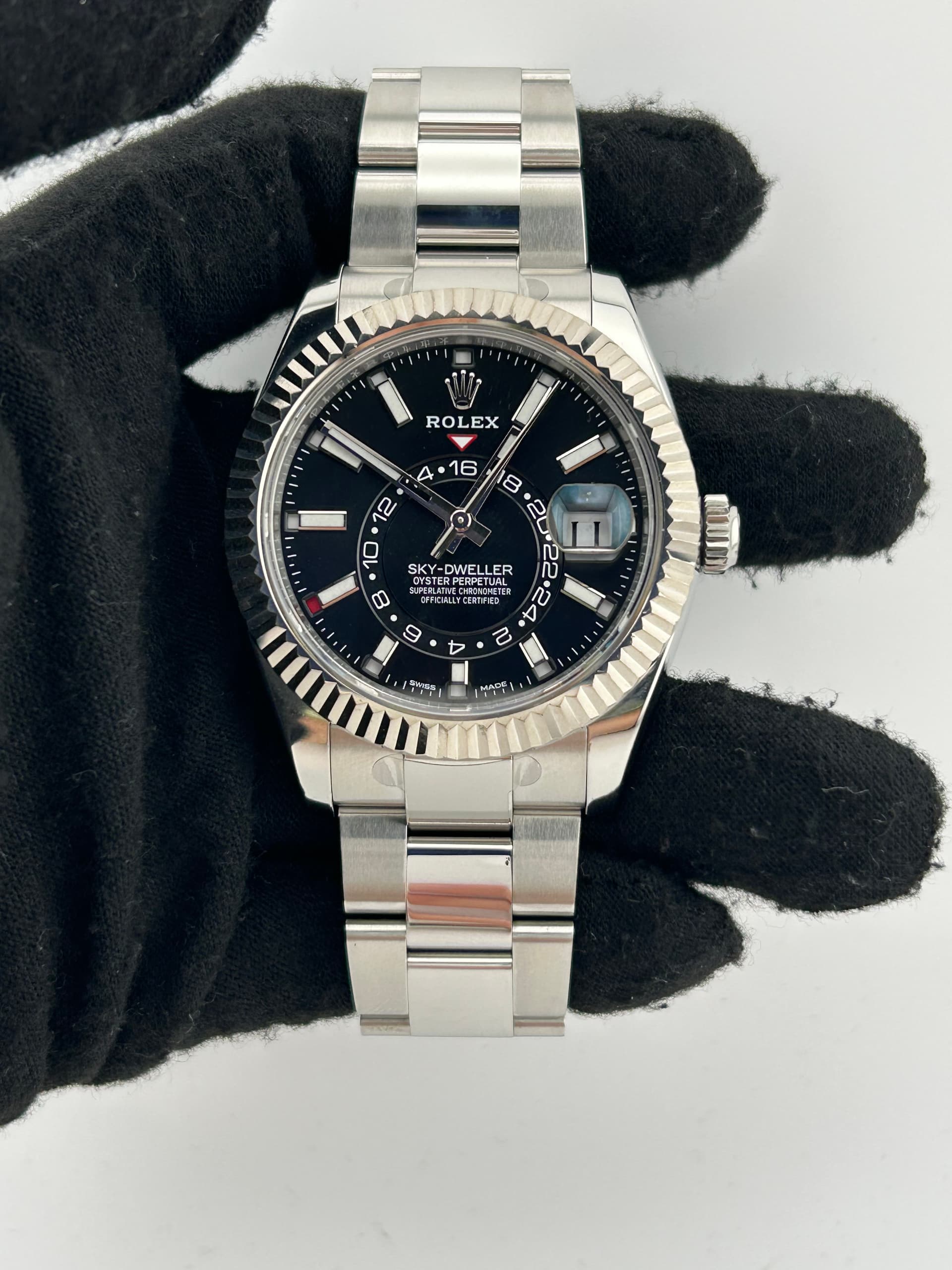 Rolex Sky-Dweller, view 3