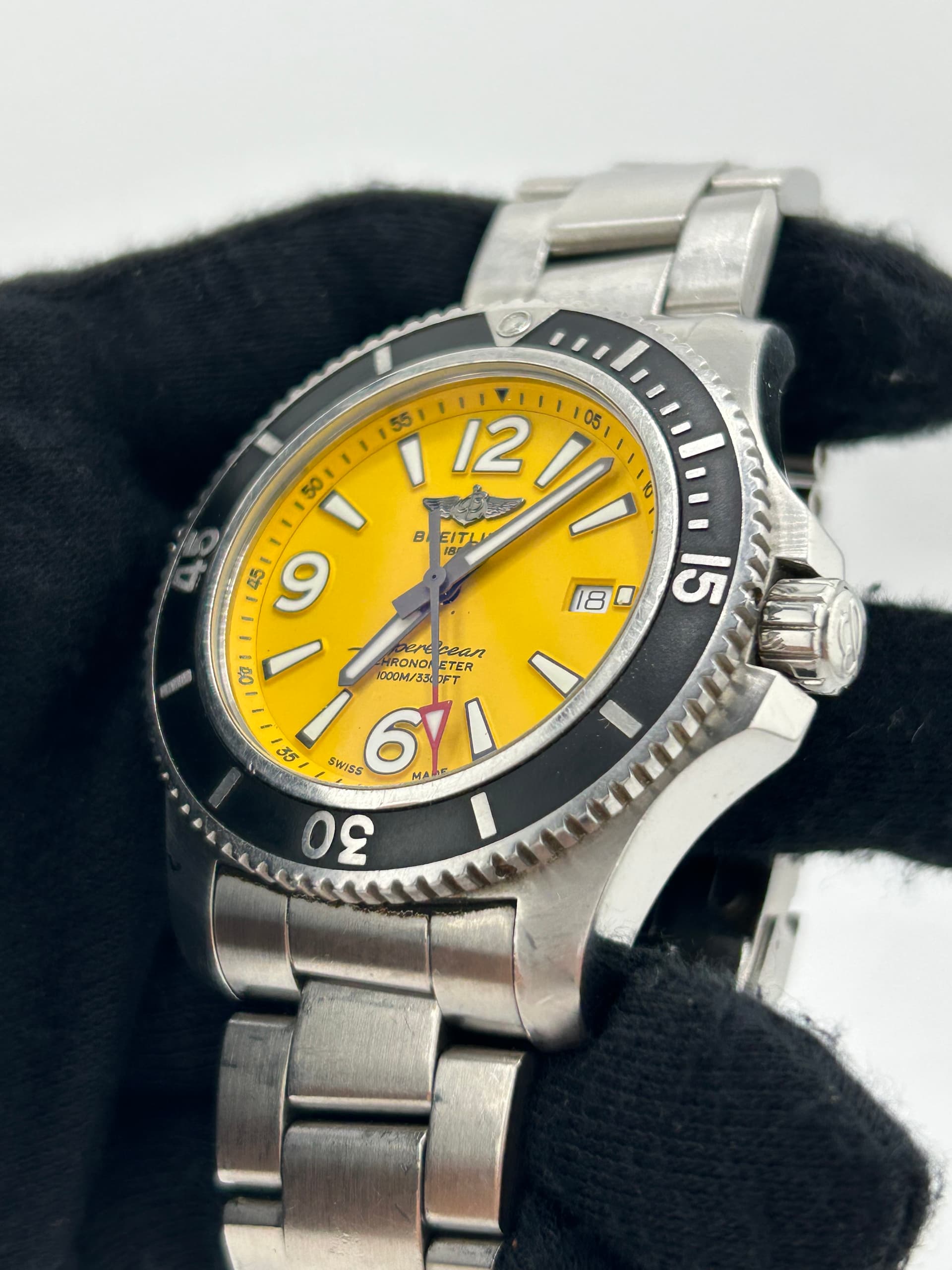 Breitling Superocean, view 4