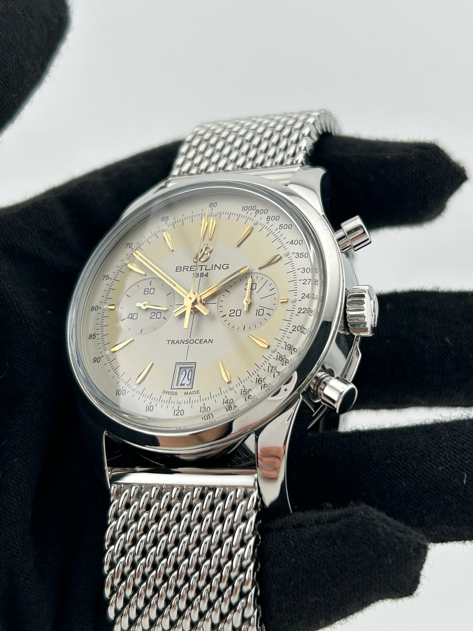 Breitling Transocean Chronograph, view 4