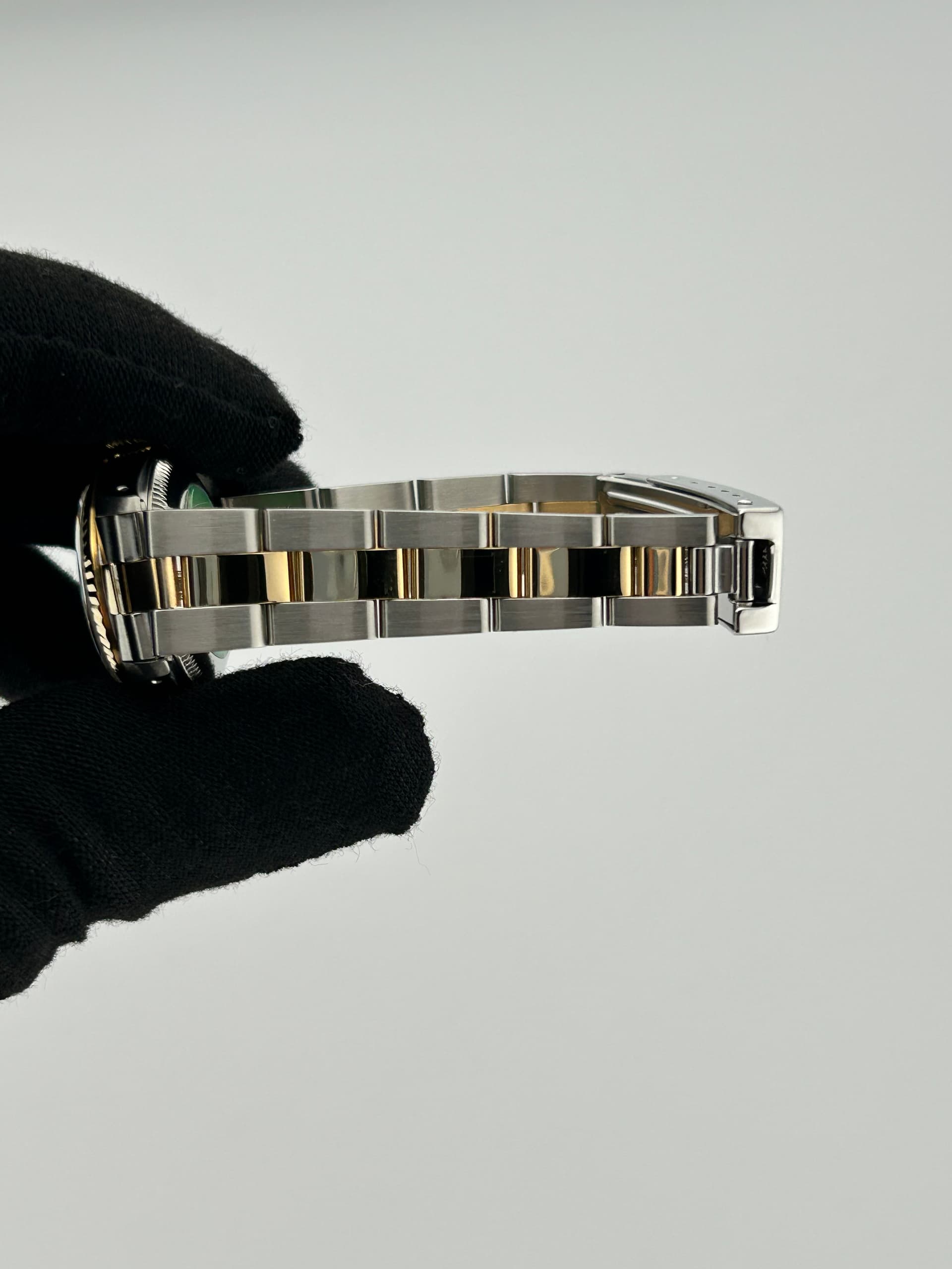 Rolex Oyster Perpetual, view 4
