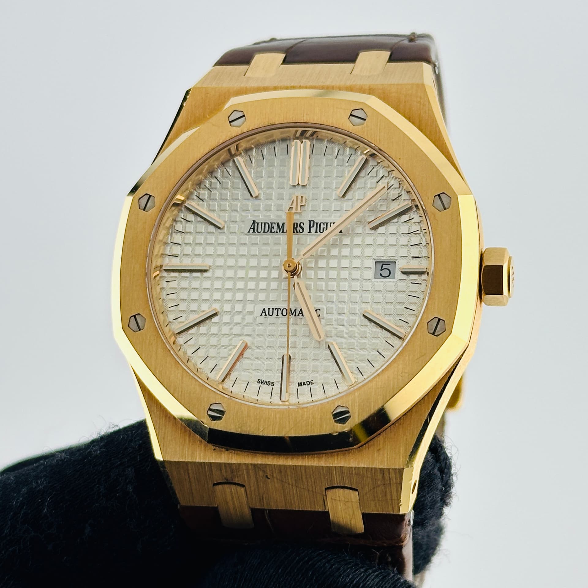 Audemars Piguet Royal Oak Selfwinding, view 4